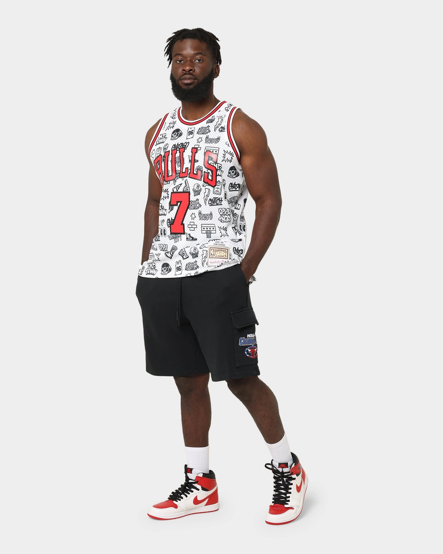 Beach Ready Mitchell & Ness Chicago Bulls Cargo Shorts Black