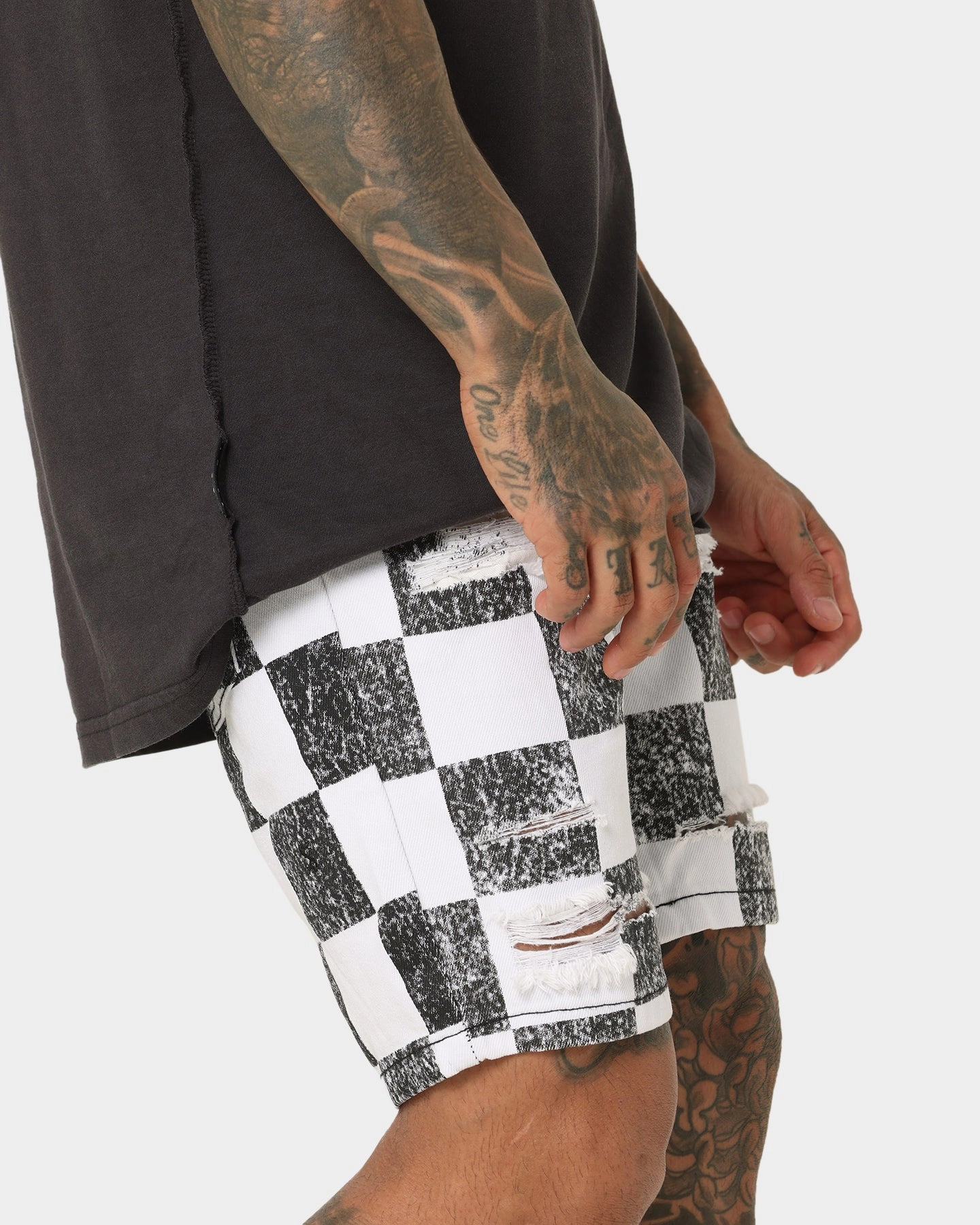 Anti Static Material Pastel Colors Saint Morta Vintage Checks Denim Shorts White/Black