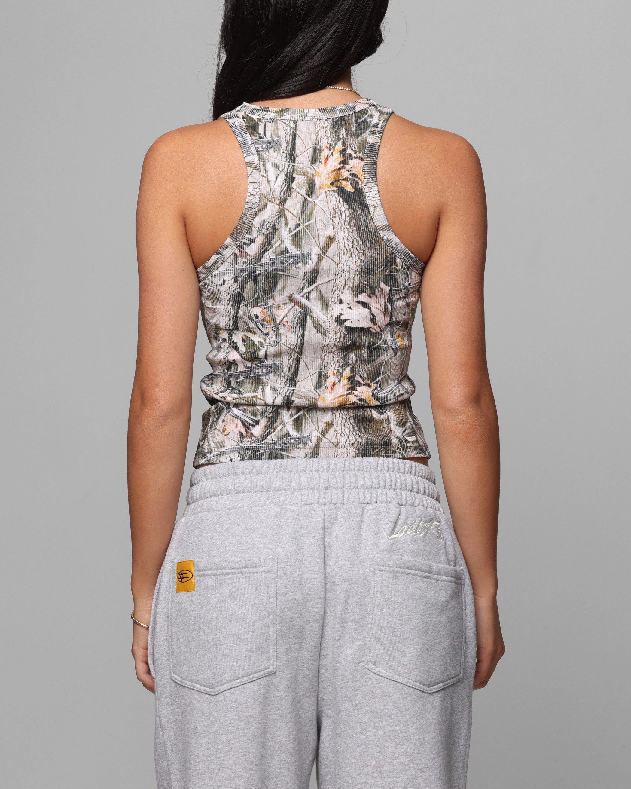 Double Stitched Reinforcement easy to transport Loiter Women's Cowboy Tank Real Tree Camo