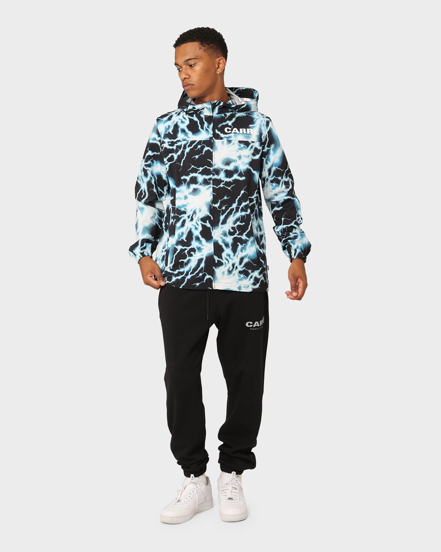 Pin Water resistant coating Carr?? Shock Motion Windbreaker Black
