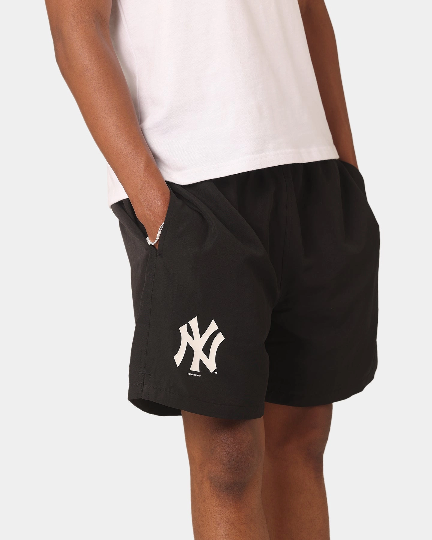 Animal Print Fresh Day New Era New York Yankees Woven Shorts Black