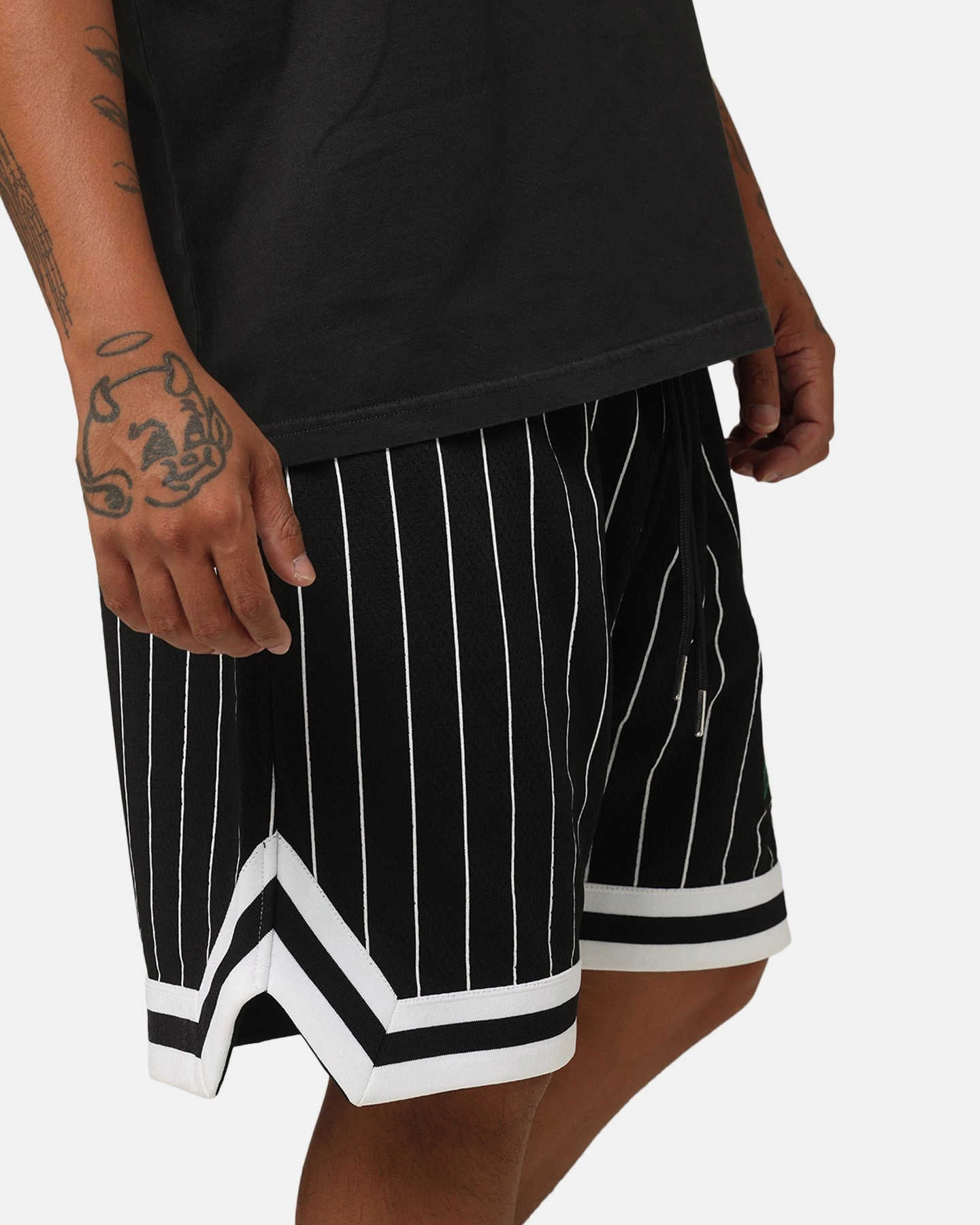 New Era Las Vegas Raiders Rose Mesh Shorts Black Universal Attachment Points sports event