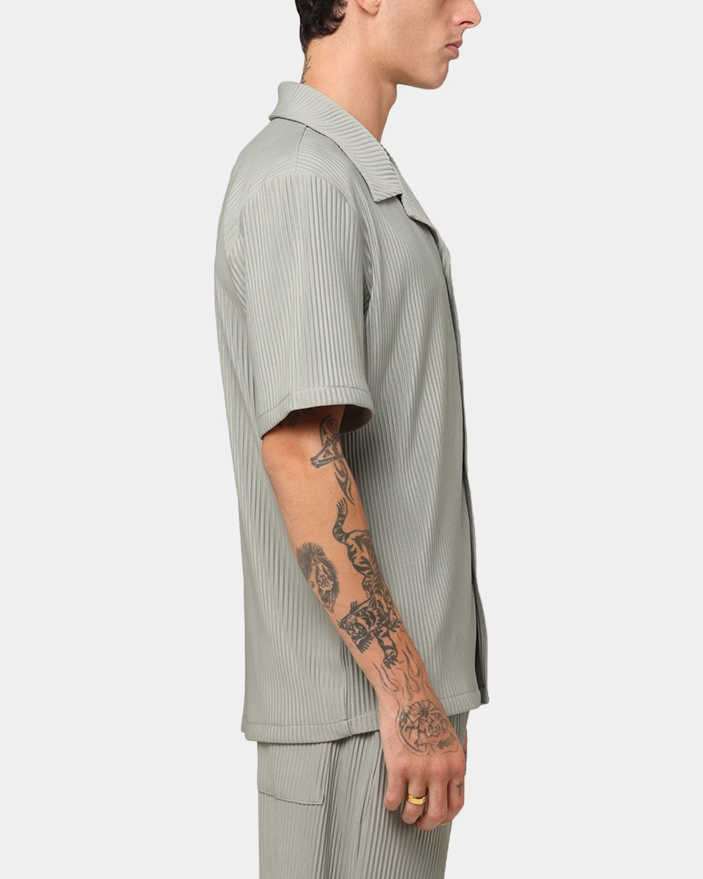 XXIII Pleated Button Up Shirt Olive Pastel Shade Tailored Cuffs
