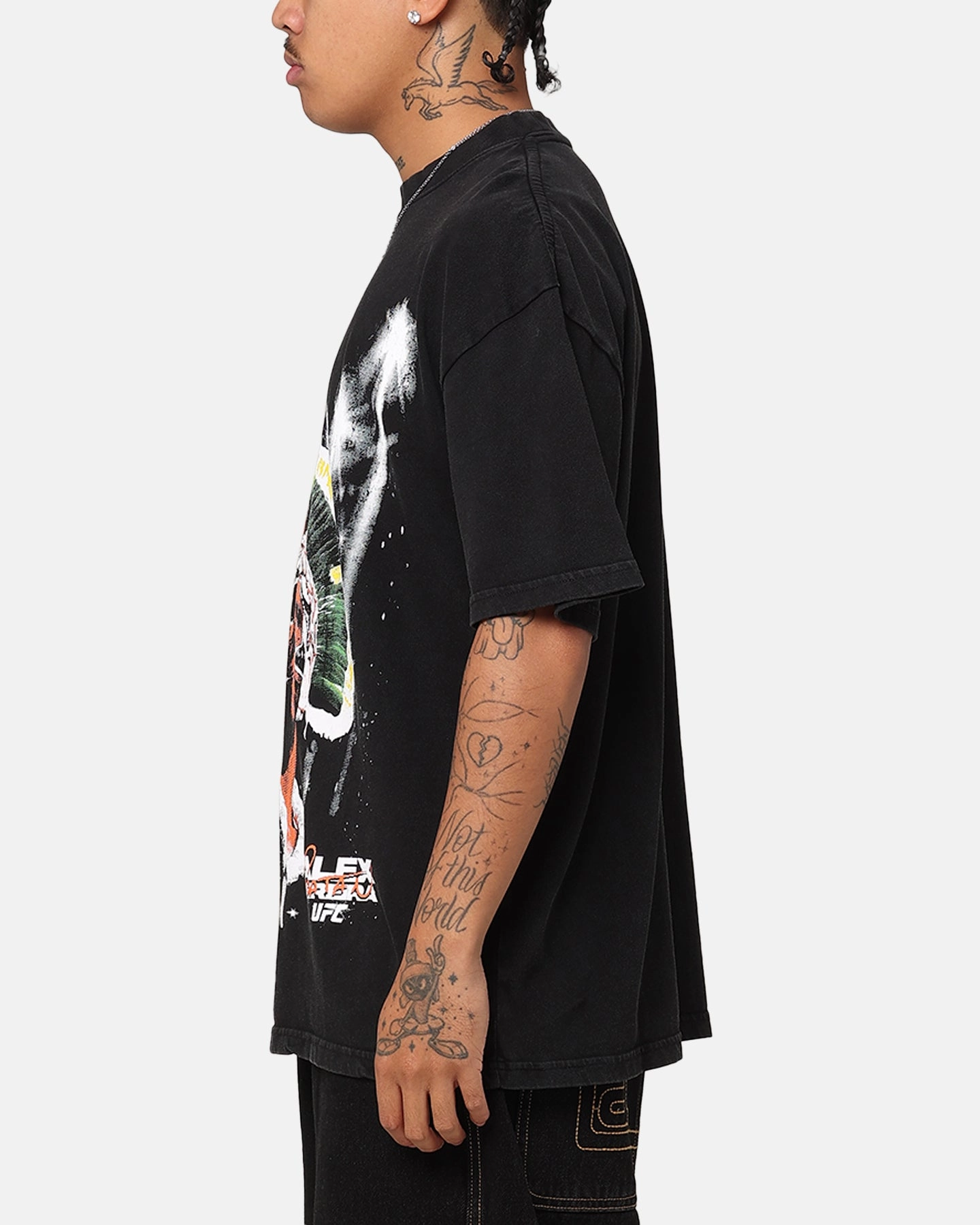 UFC By Culture Kings Alex Pereira Big Face Vintage T-Shirt Black Acidwash Tight fit sexiness Non Restrictive Silhouette