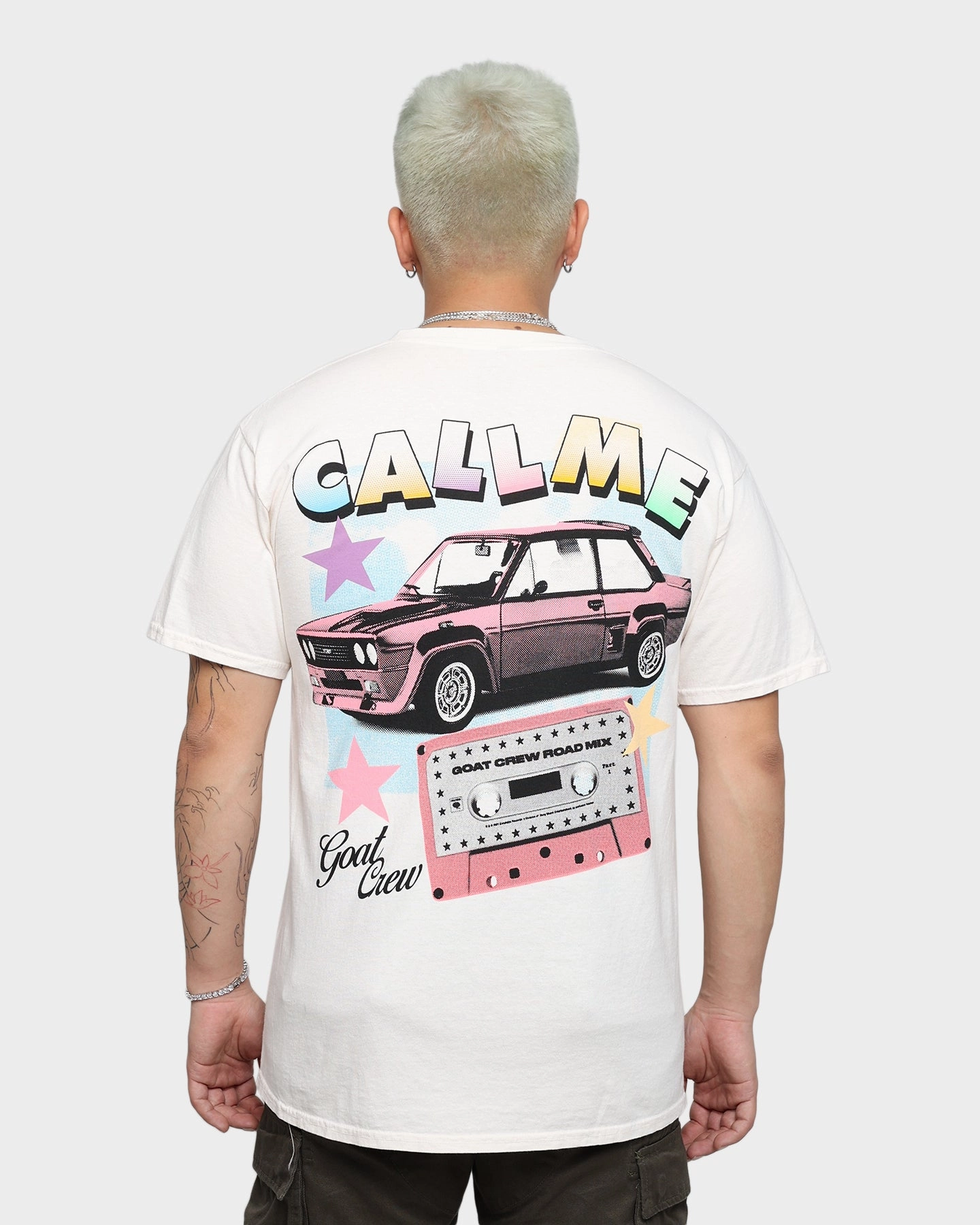 Stylish Day Wear TaglessCollar Goat Crew Call Me Vintage T-Shirt Off White