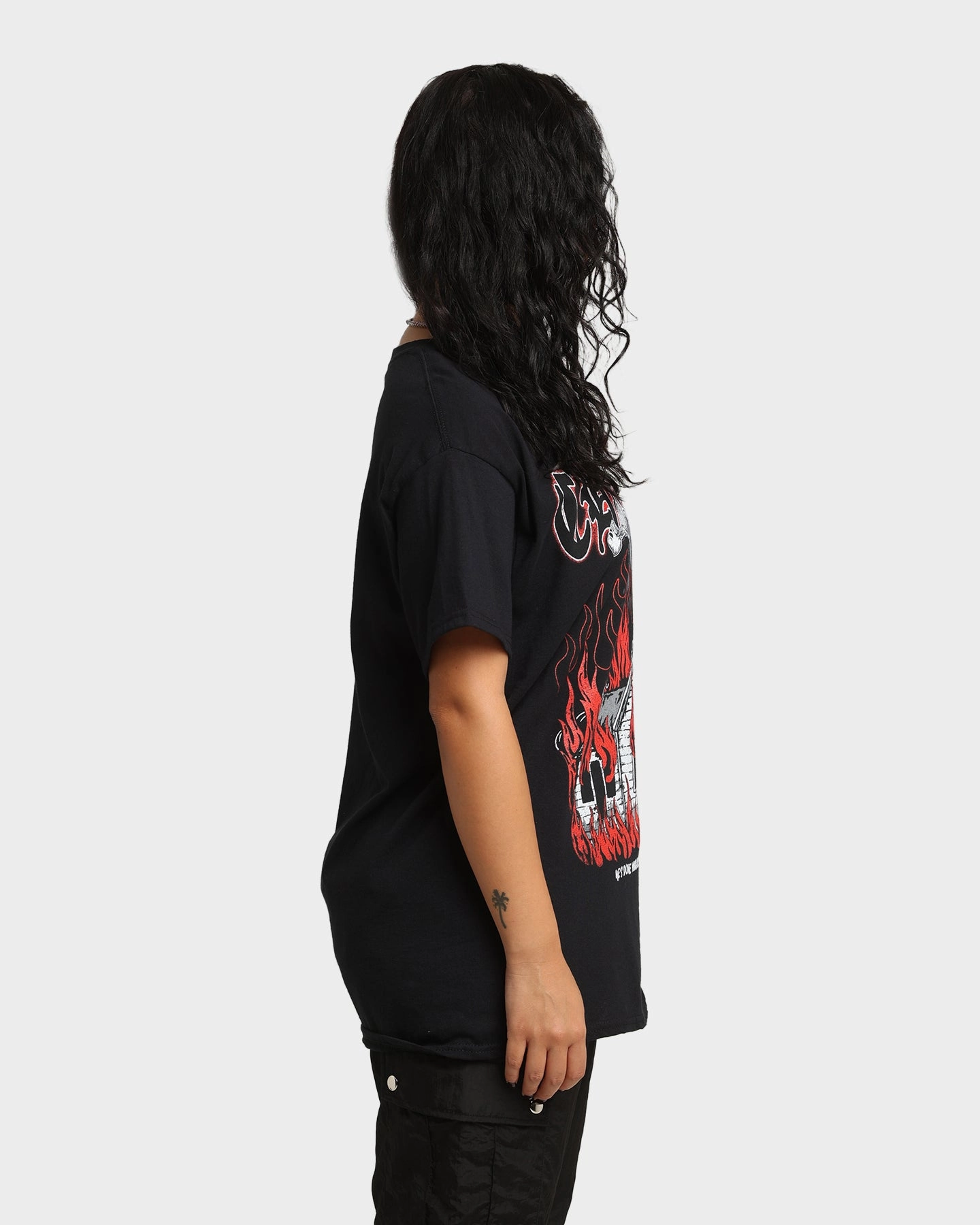 Goat Crew Chicago Vintage T-Shirt Black Ultra Soft Blend Comfort Fit