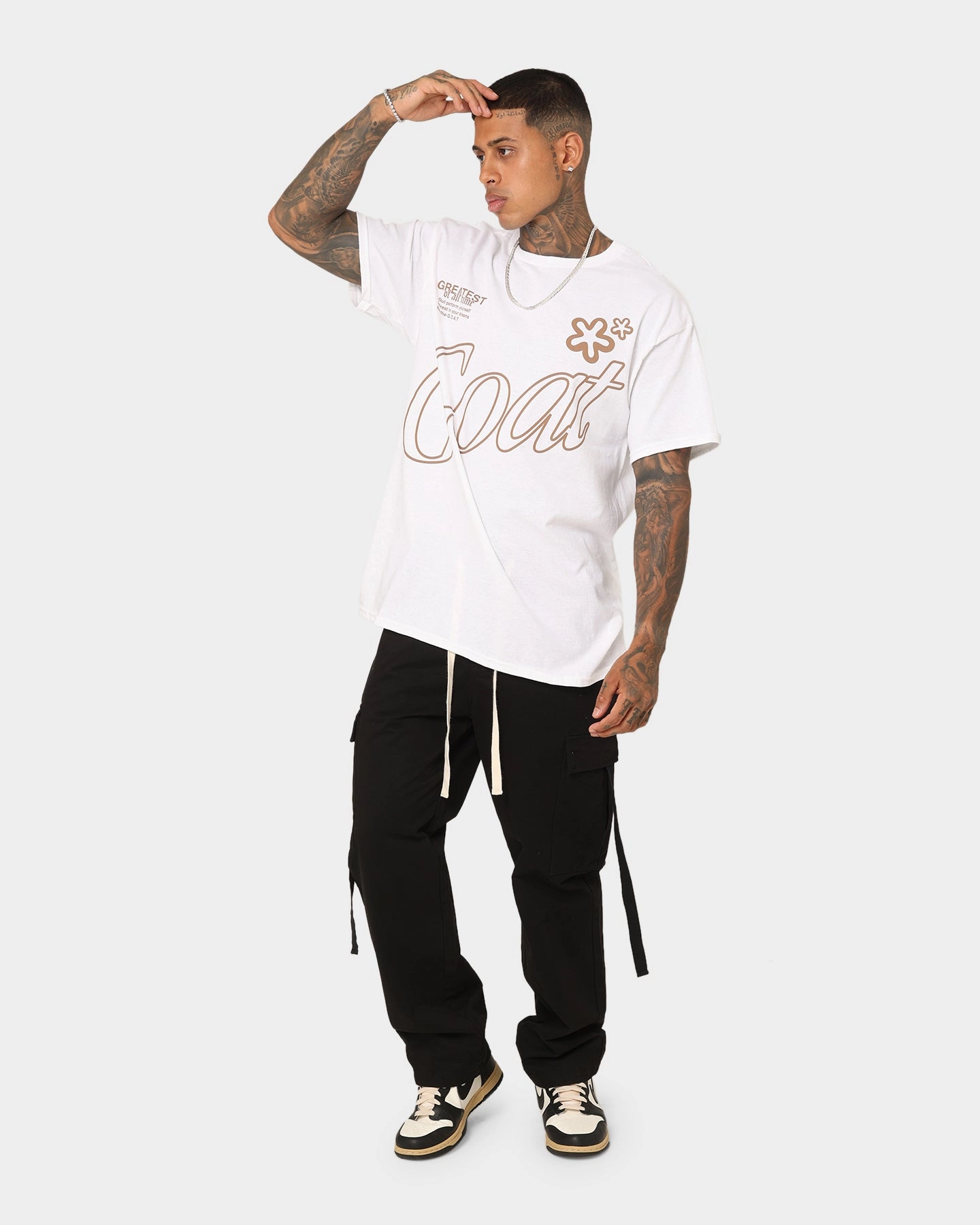 Scoop neck femininity Goat Crew Holiday Mode T-Shirt White
