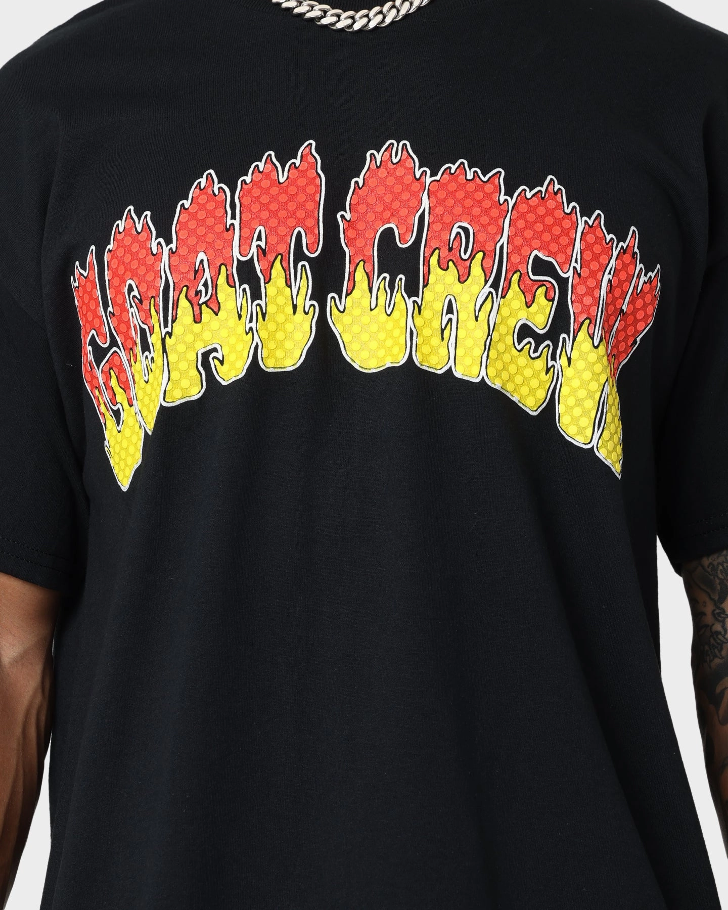 Perfect For Relaxing Goat Crew Hot Spike T-Shirt Black/Red/Yellow