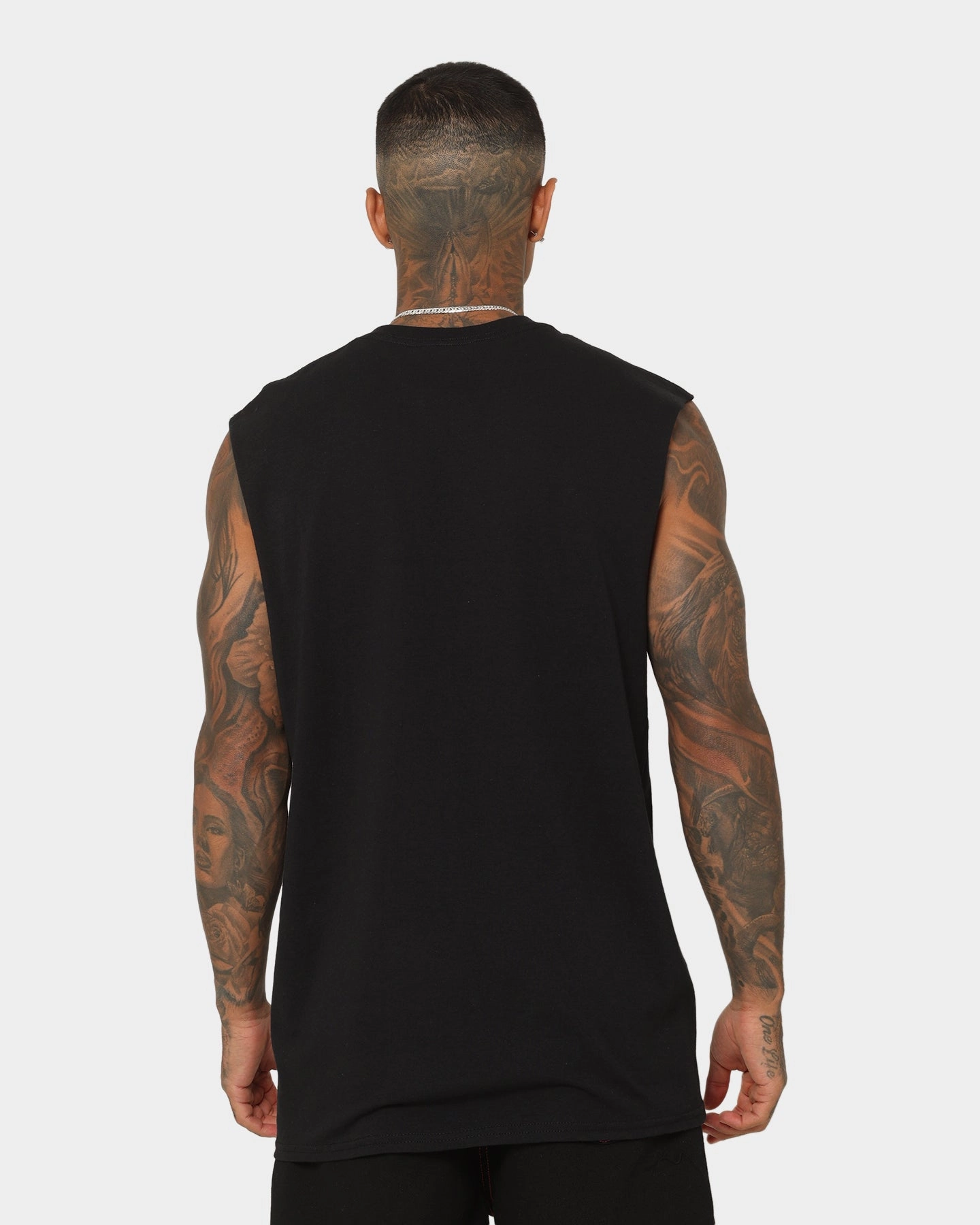 Light and Breezy Goat Crew Star Muscle T-Shirt Black