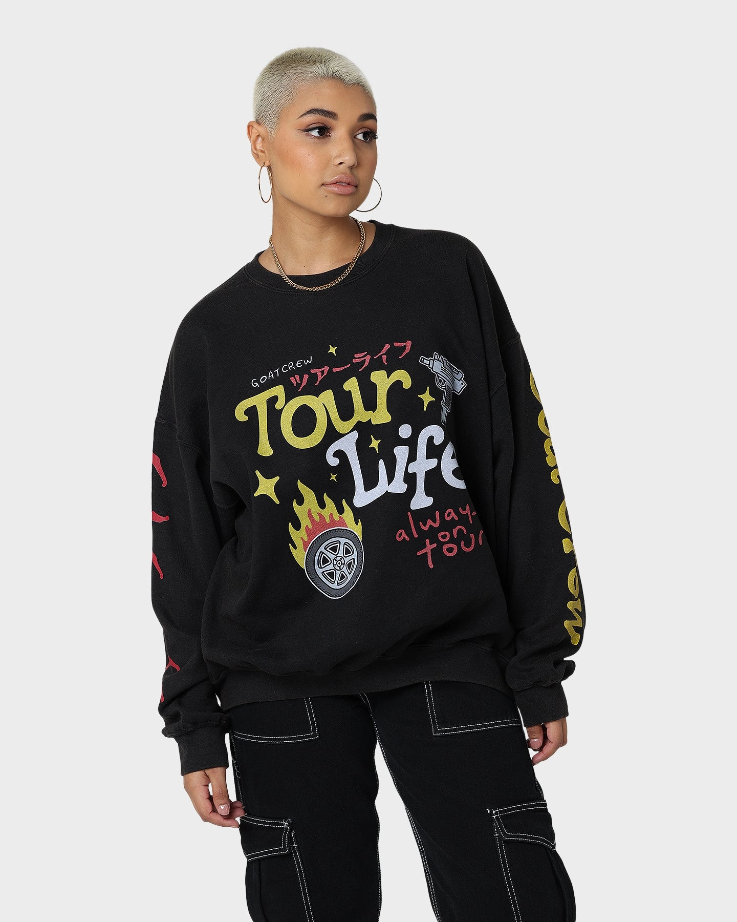 Sleek Layer Goat Crew Tourlife Vintage Crewneck Black