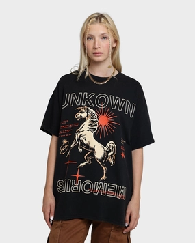 Short Sleeve Street Smart Goat Crew Unknown Memories Vintage T-Shirt Black Wash