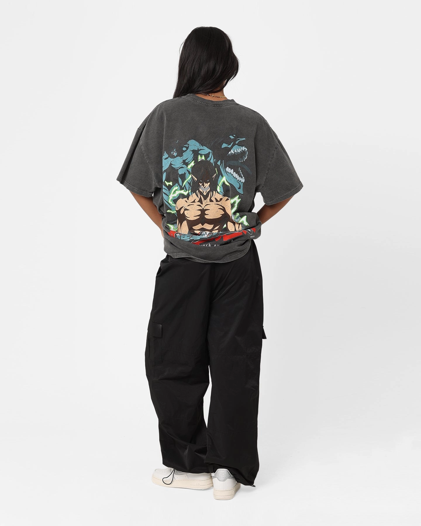 Slim Silhouette Flatlock stitching Goat Crew X Attack On Titan Attack Titan Vintage Heavyweight T-Shirt Black Wash