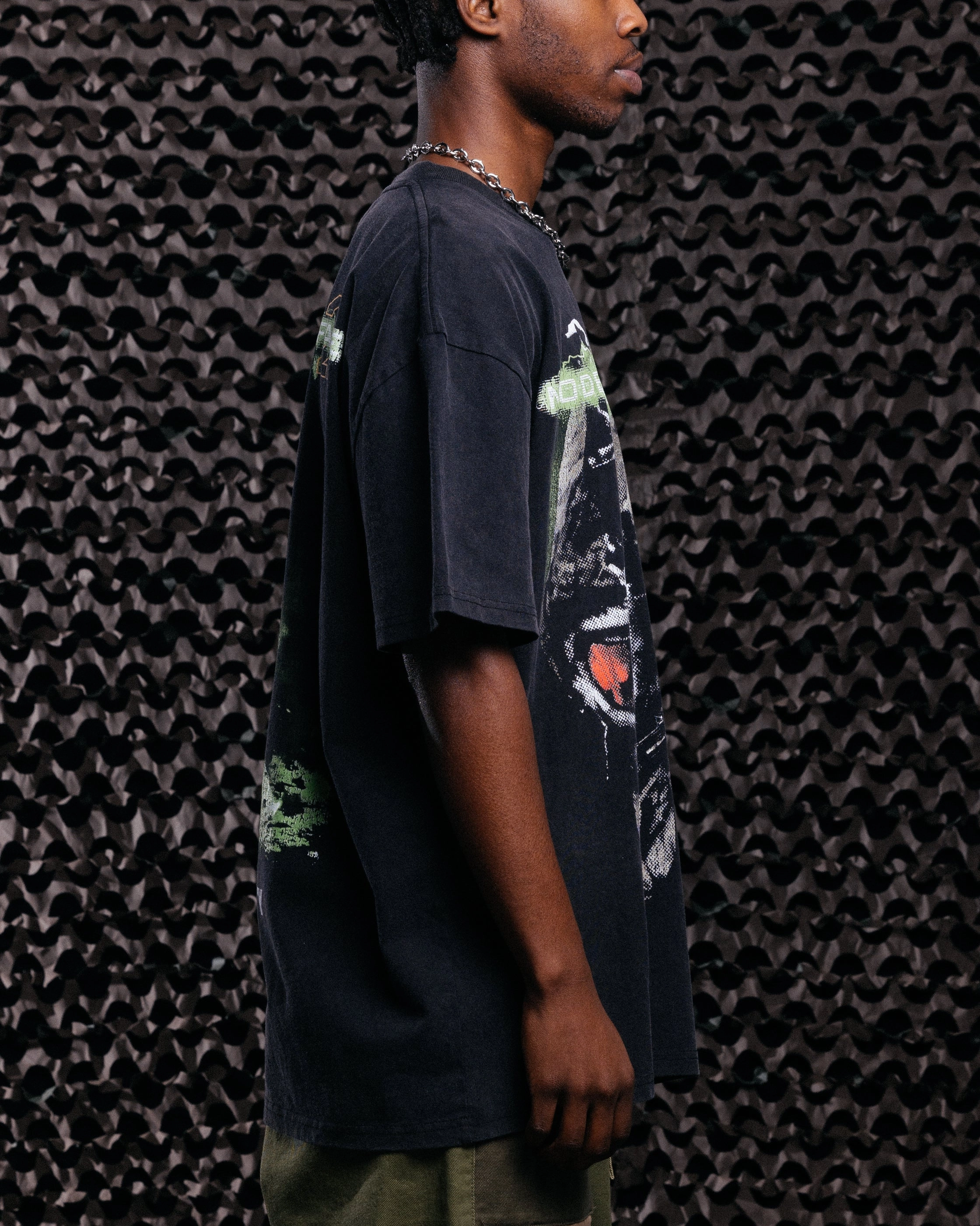 Goat Crew X Call Of Duty Modern Warfare 2 Vintage T-Shirt Black Acidwash Outdoor Comfort Style Relaxed and Easy