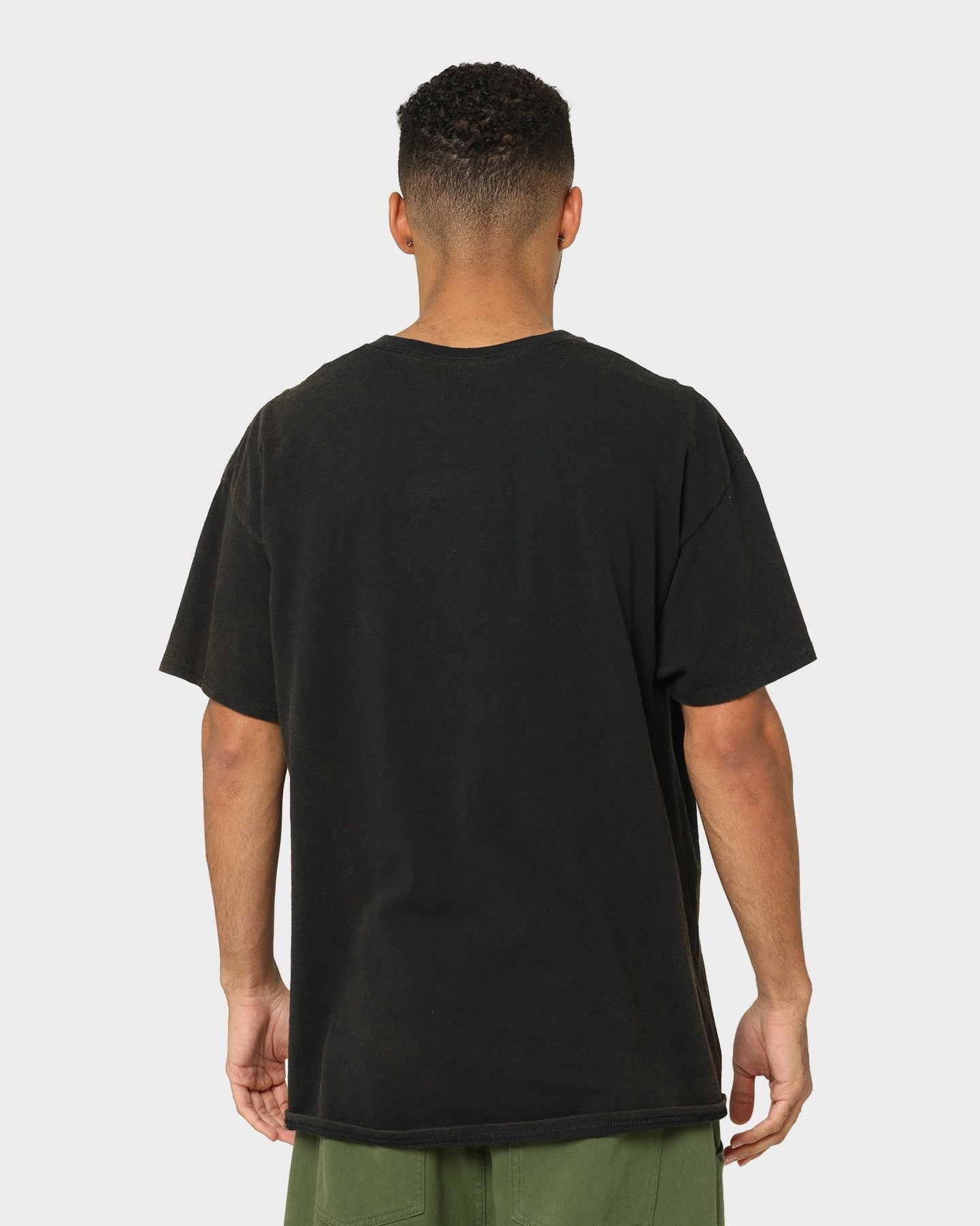 Lightweight Layer Goat Crew X Cowboy Bebop Edward Vintage T-Shirt Washed Black