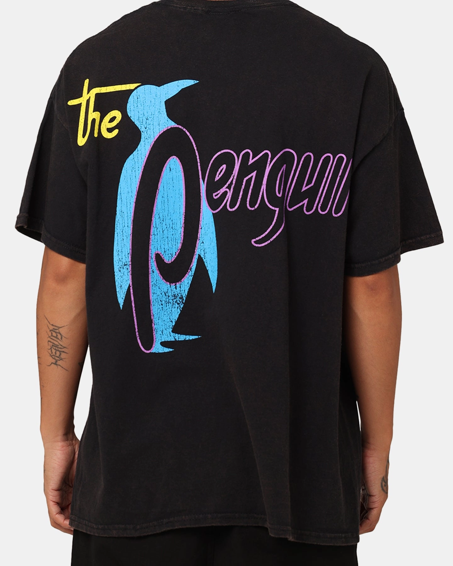 graduation Soft Wearable Goat Crew X DC Batman The Penguin Vintage T-Shirt Black Wash
