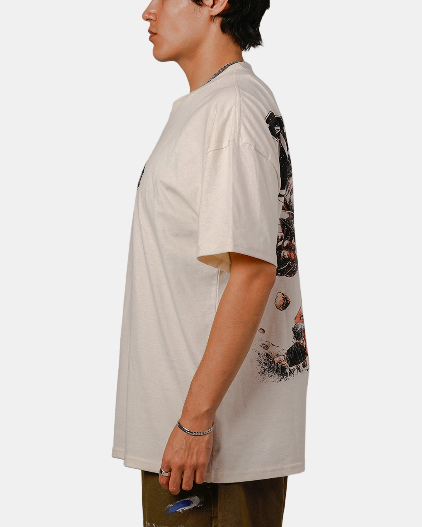 Goat Crew X DC Superman Darkseid Vintage T-Shirt Off White Travel Trend Look Travel Outfit