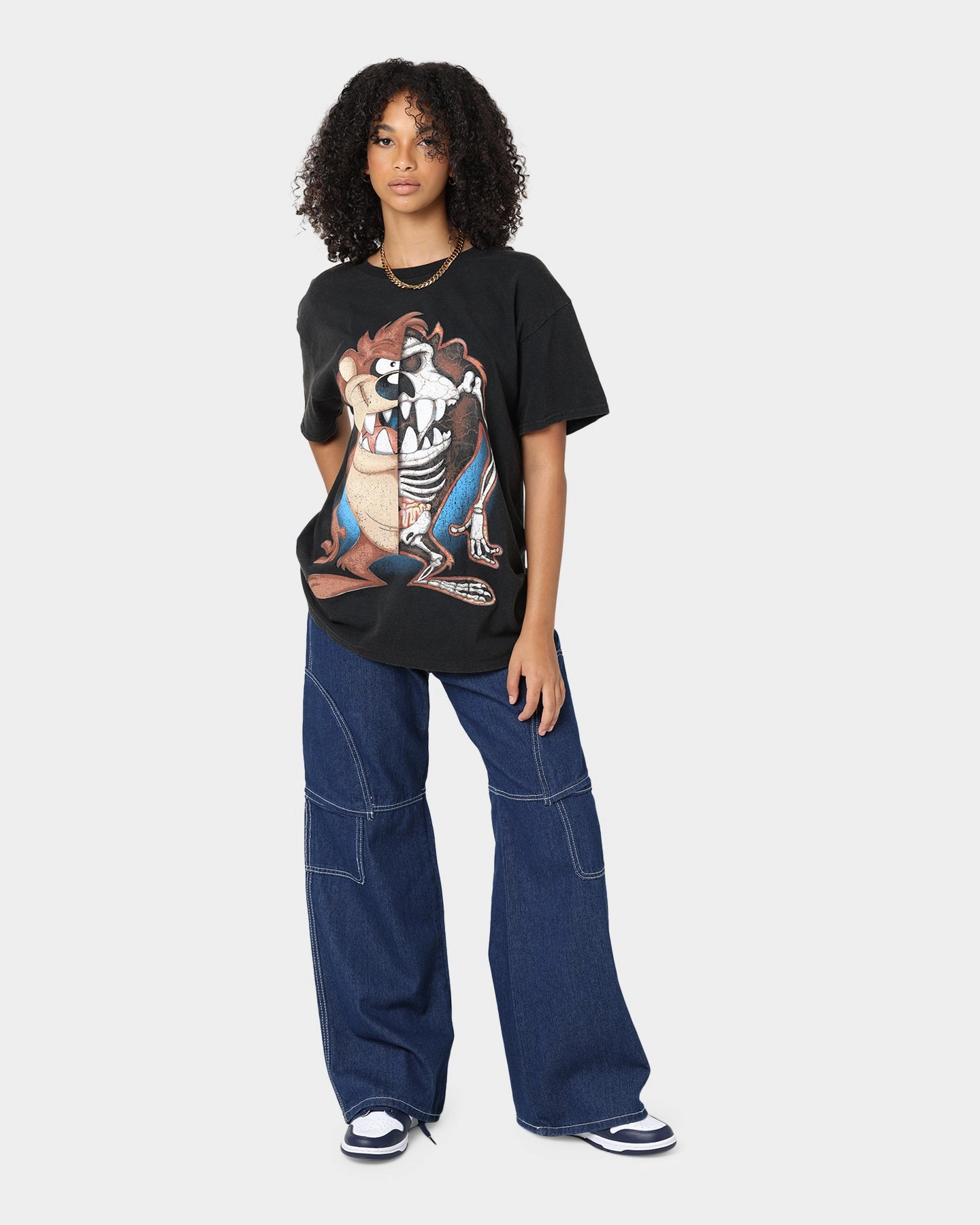 Relaxed Outfit Goat Crew X Looney Tunes Tazzy Vintage T-Shirt Black Wash