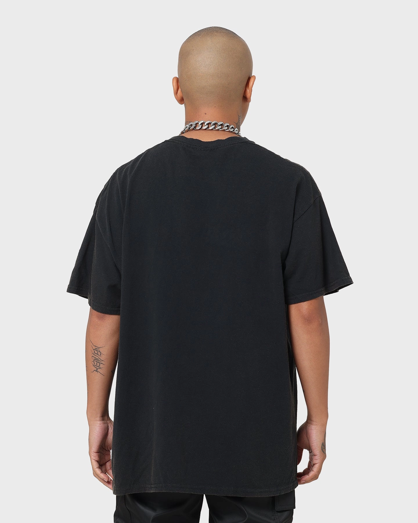 Cozy Feeling Fit For Comfort Goat Crew X Peacemaker Vigilante Vintage T-Shirt Washed Black