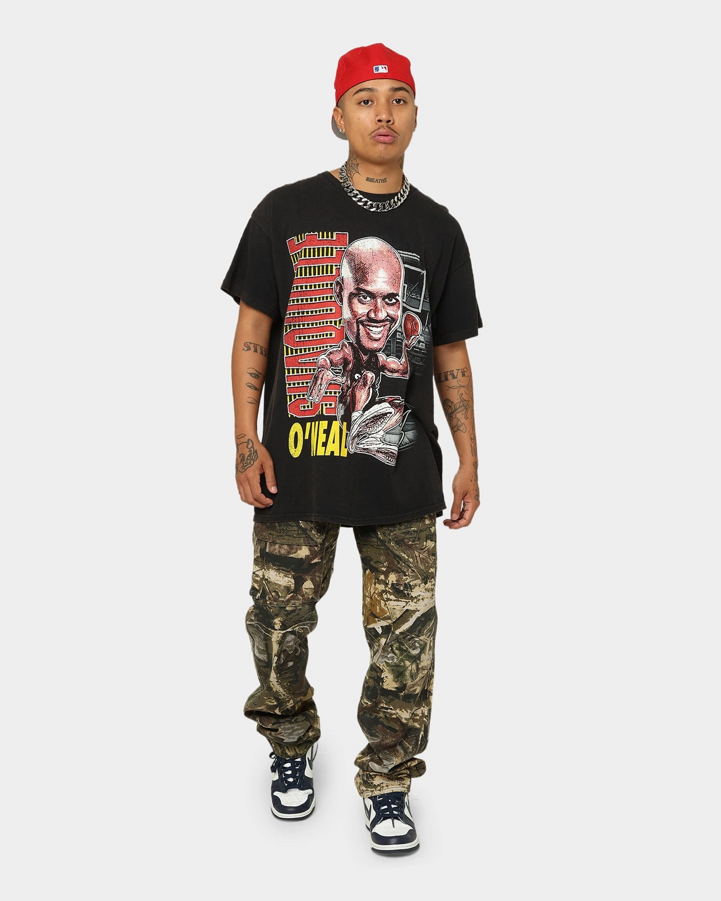 Goat Crew X Shaq Man of Steel Vintage T-Shirt Washed Black Value for Money adults'