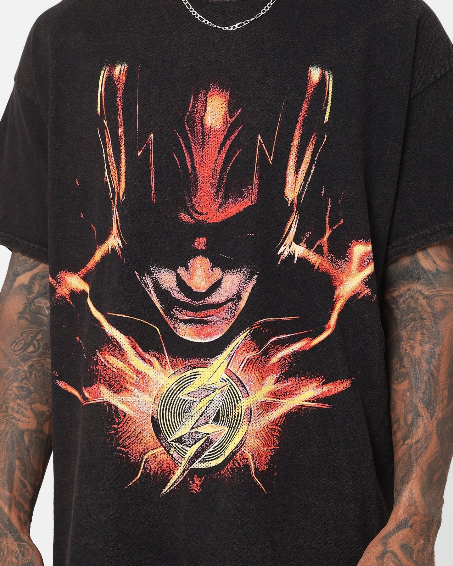 Goat Crew X The Flash The Flash Vintage T-Shirt Black Wash Comfortable and stylish