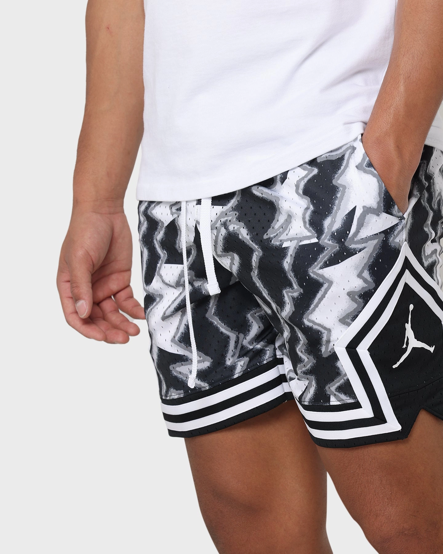 Jordan Dri-FIT Sport Barcelona Diamond Shorts White/Black/White ZipperedSecurity regular size