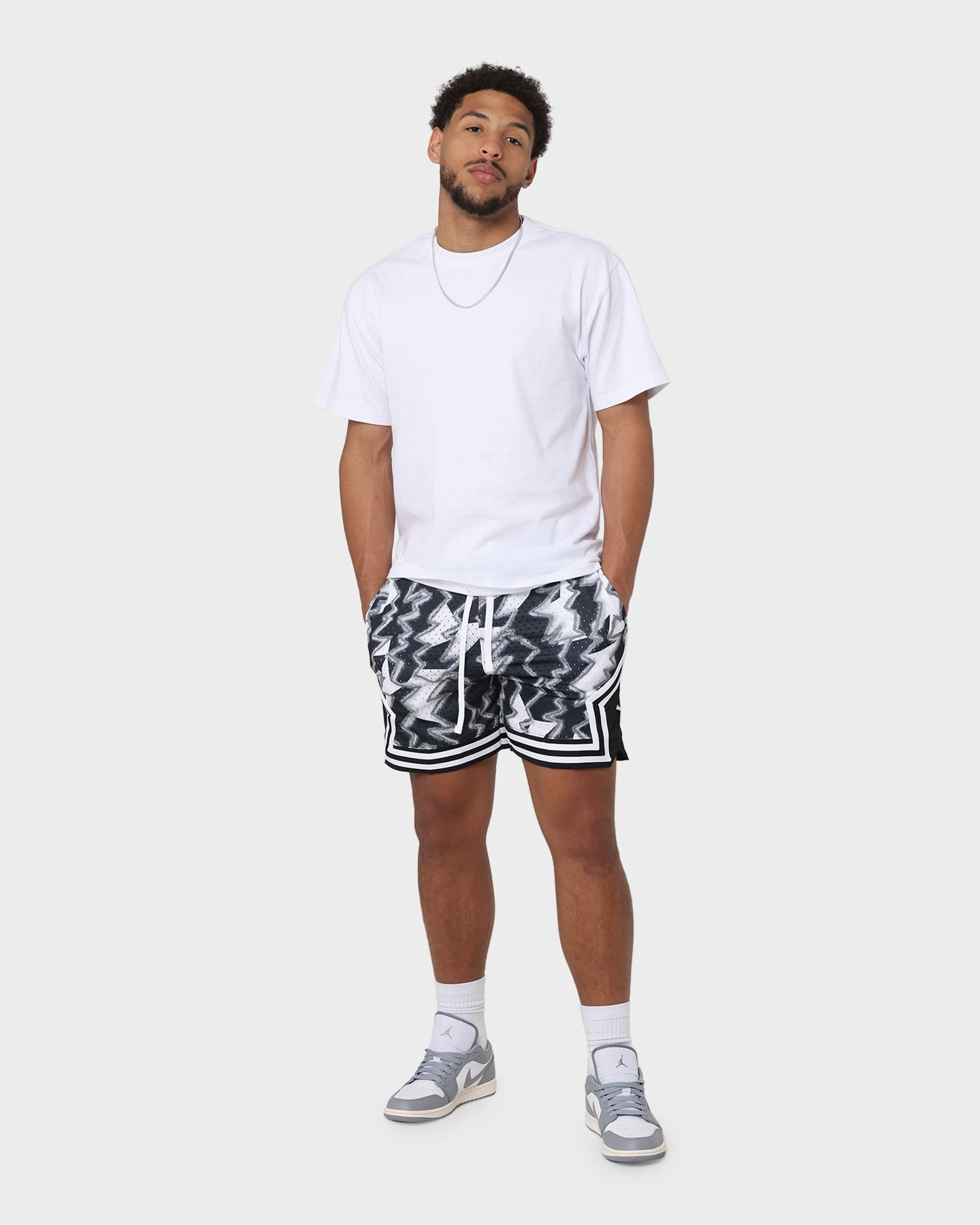 Travel Clothing Jordan Dri-FIT Sport Barcelona Diamond Shorts White/Black/White