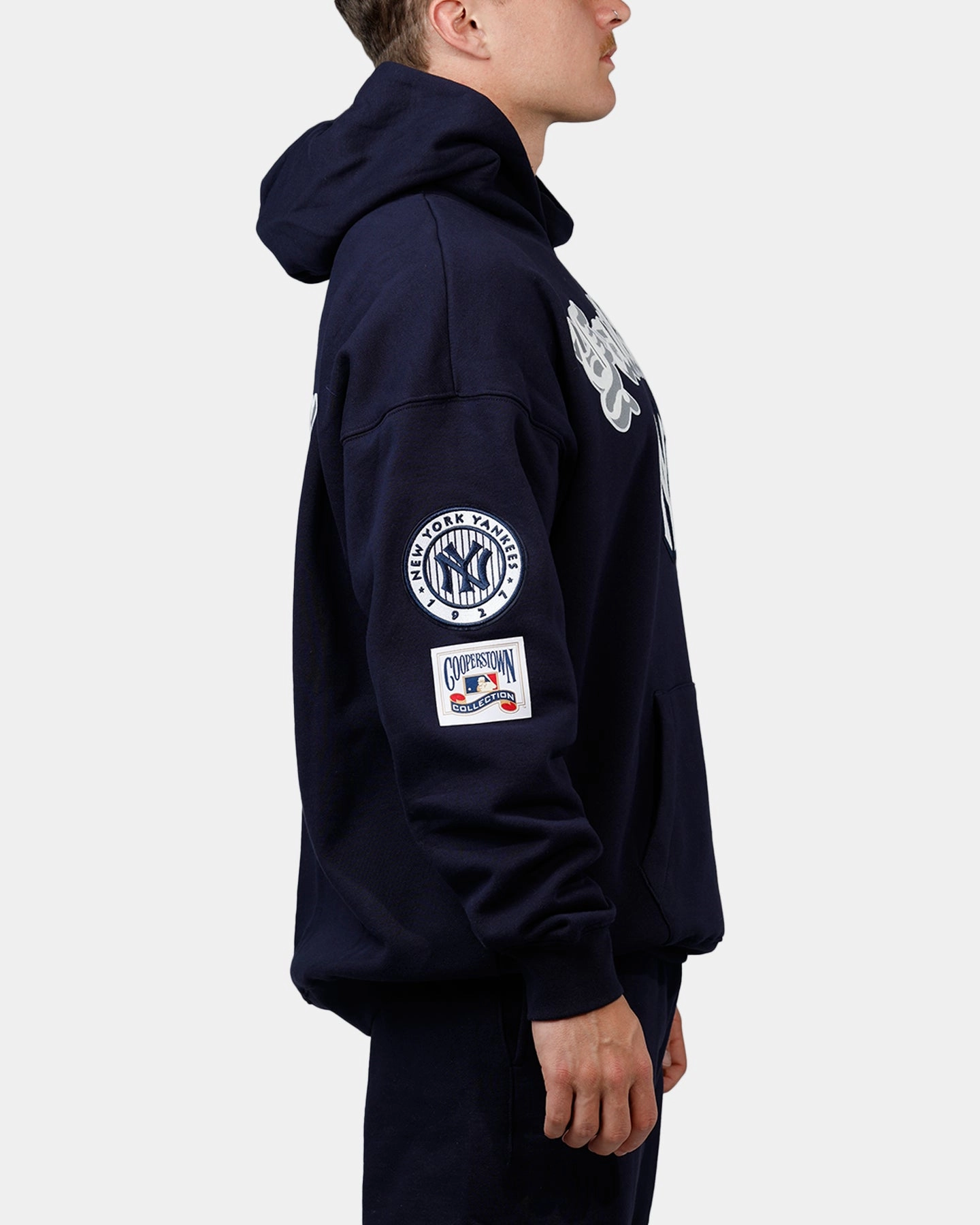 weekend Layered construction Pro Standard New York Yankees Best Of Hoodie Navy