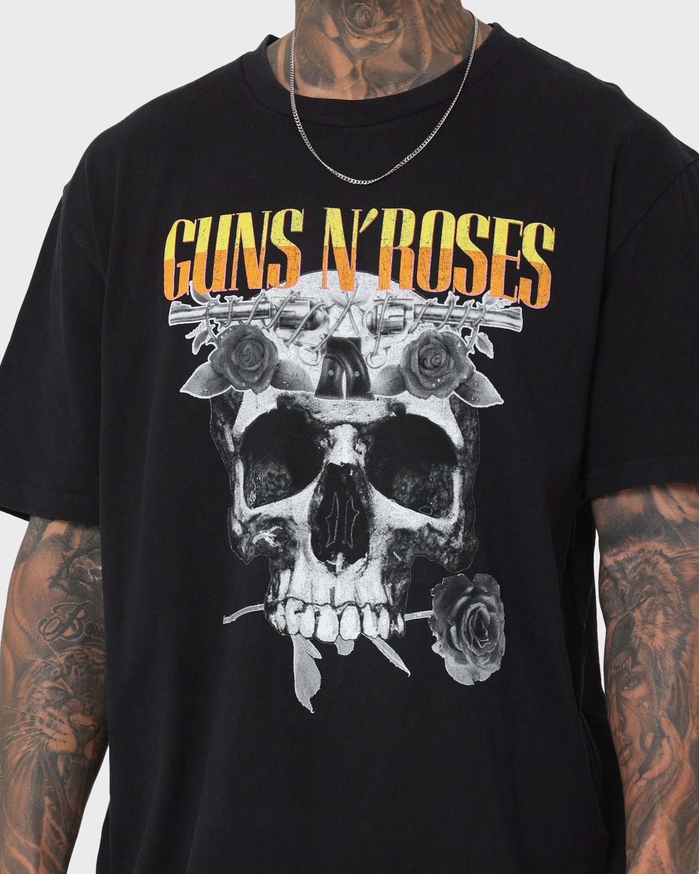 Gun N Roses Skull Split Vintage T-Shirt Washed Black Sporty Comfort Wear Perfect Layering