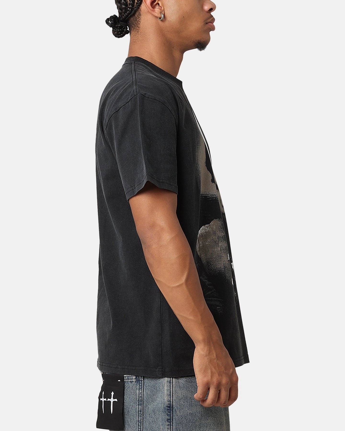 easygoing look Goat Crew X Dune Chani Heavy T-Shirt Vintage Black