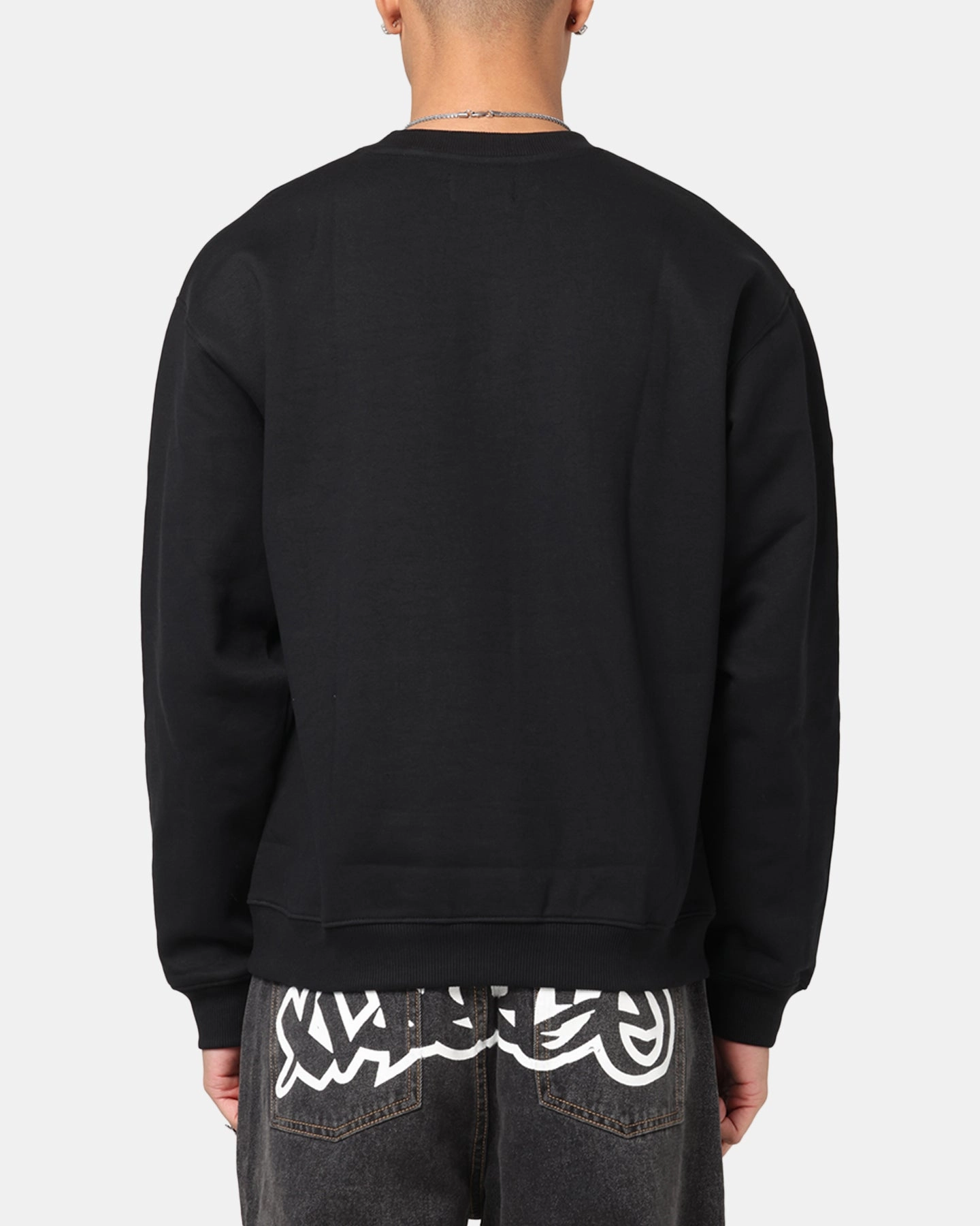 X-Large Off Leash Crewneck Black Winter Layering Piece Practical Everyday Fit