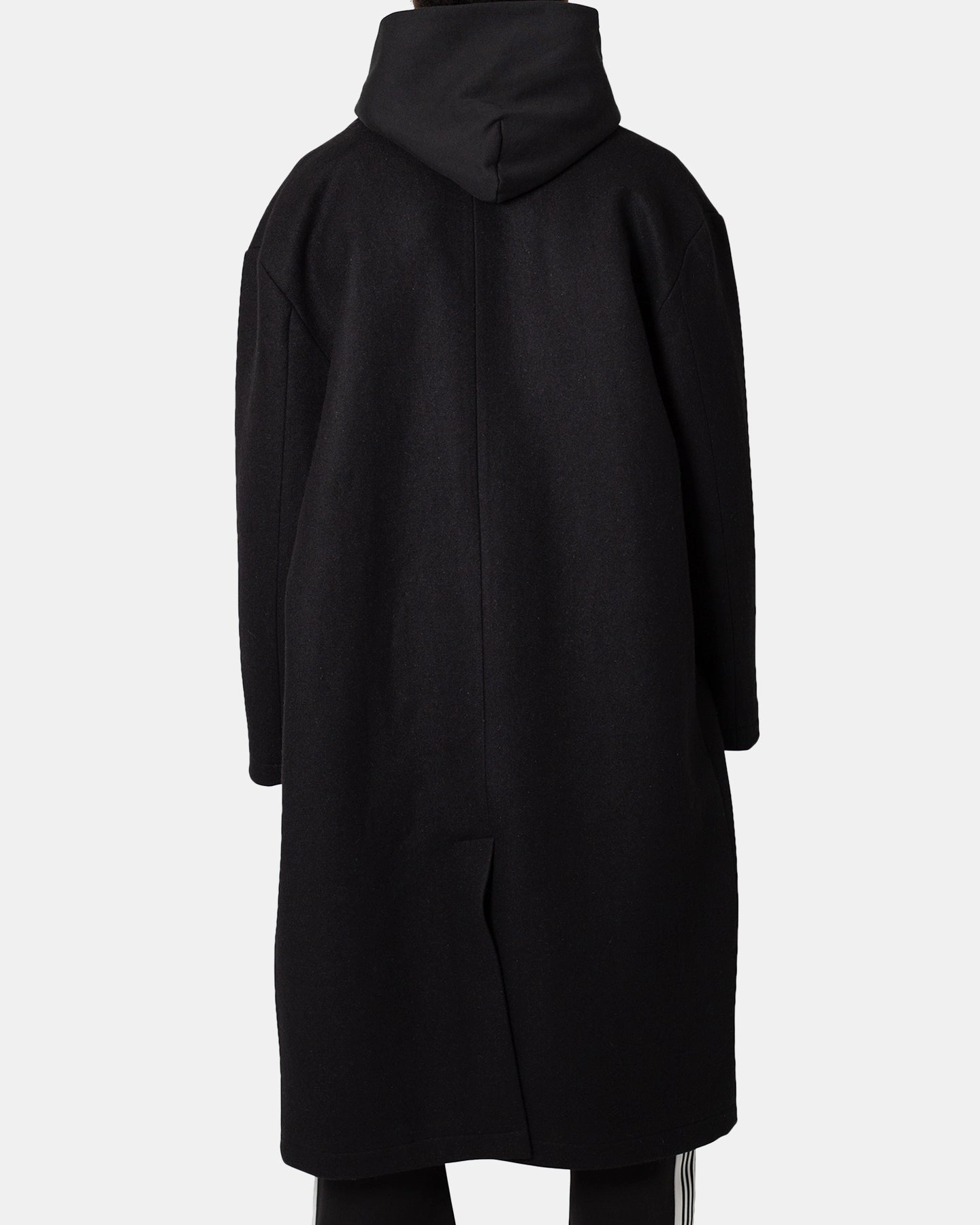 Level MNML Wool Coat Black