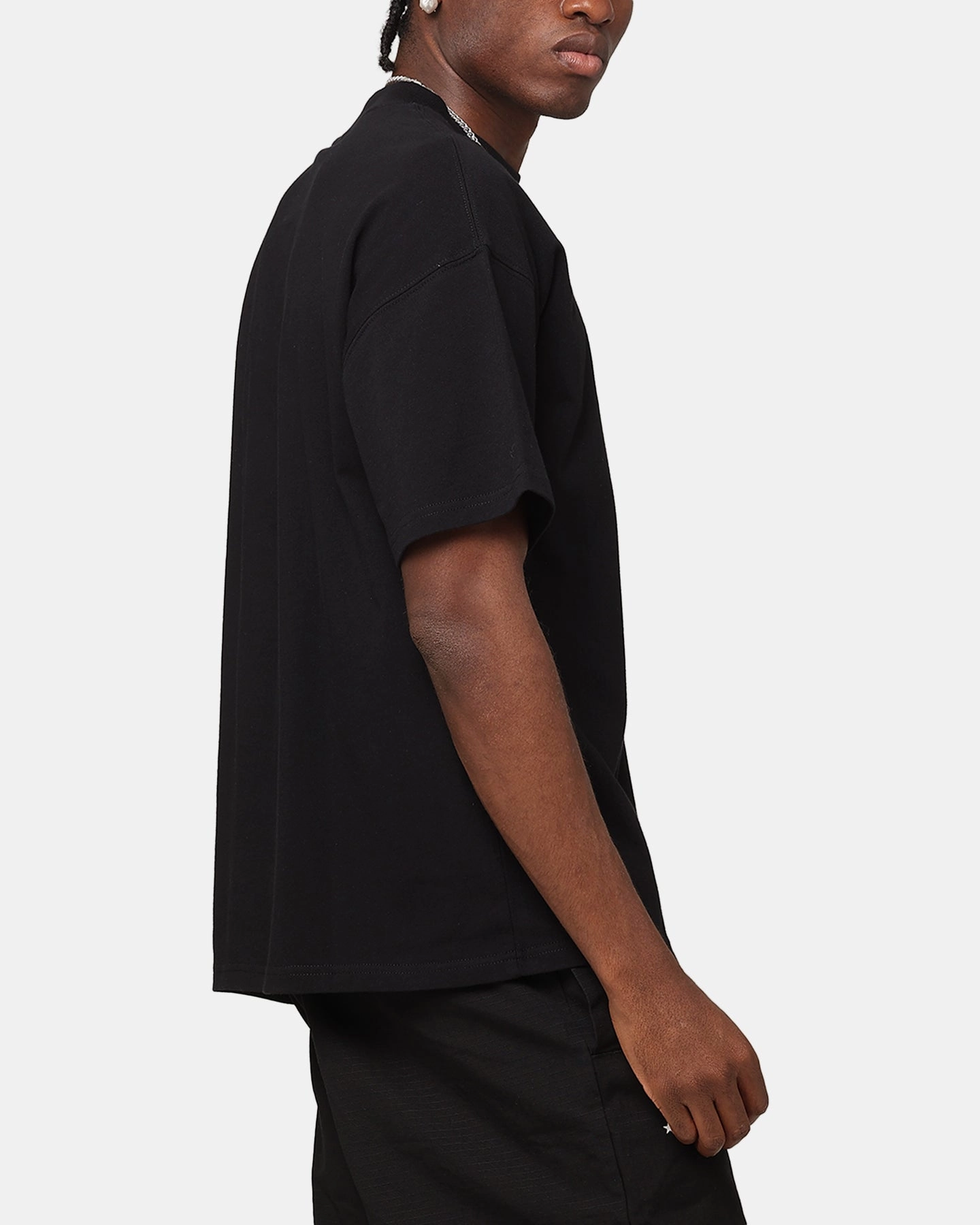 Trendy Piece UV protected Carre Floral Pocket Oversized T-Shirt Black