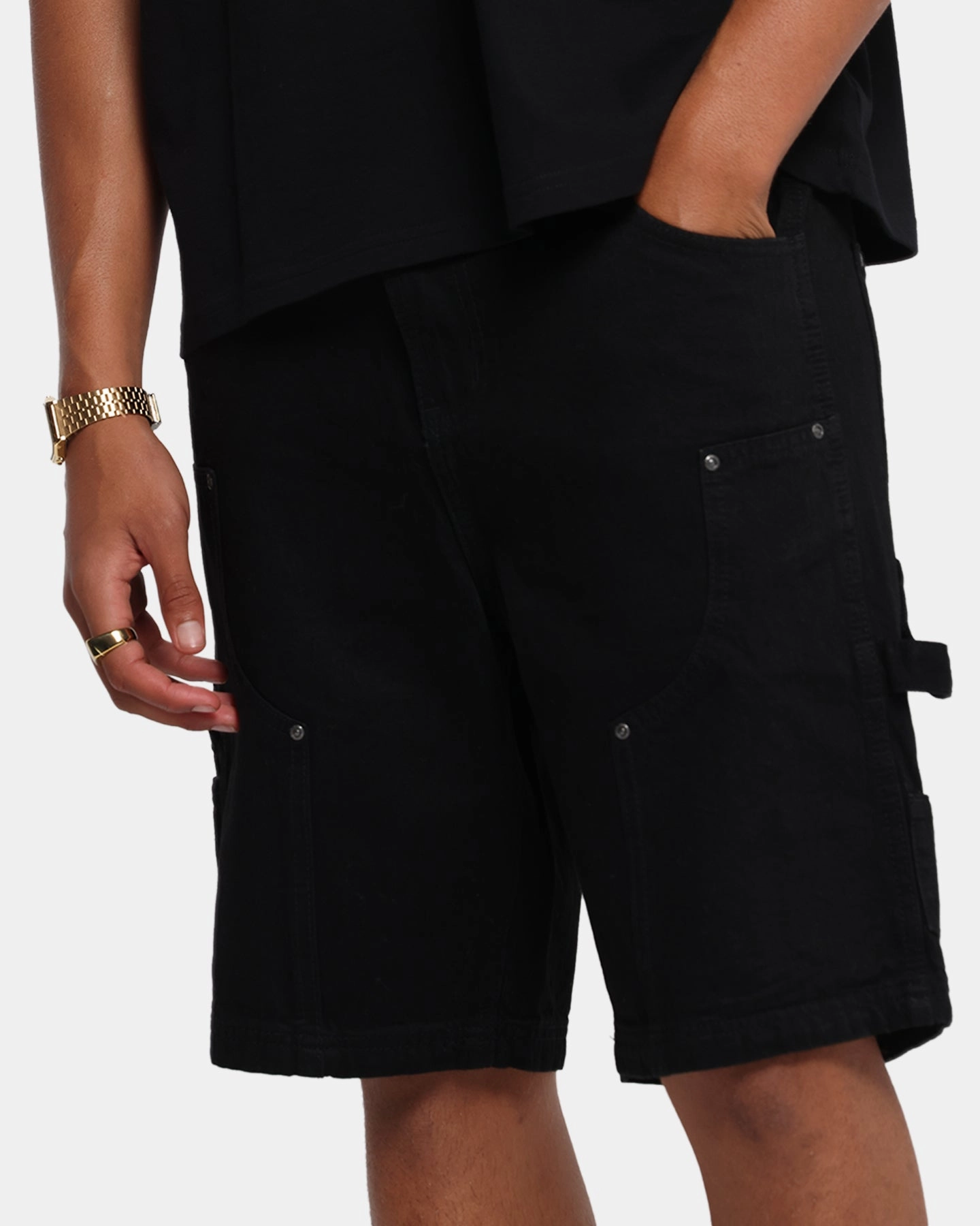Ergonomic Curved Seams Carre Weatherwear Carpenter Jorts Black