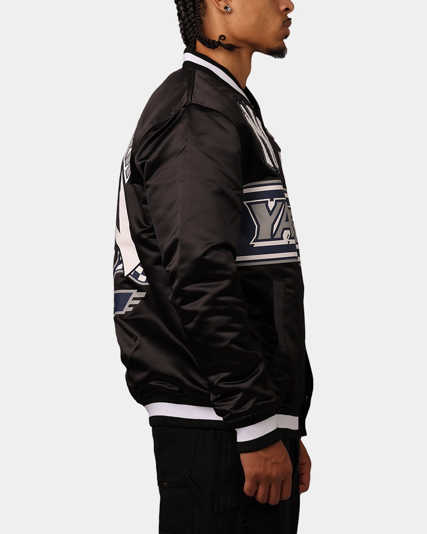 New Era New York Yankees 2024 Rally Drive Jacket Black/White Non Restrictive Fit