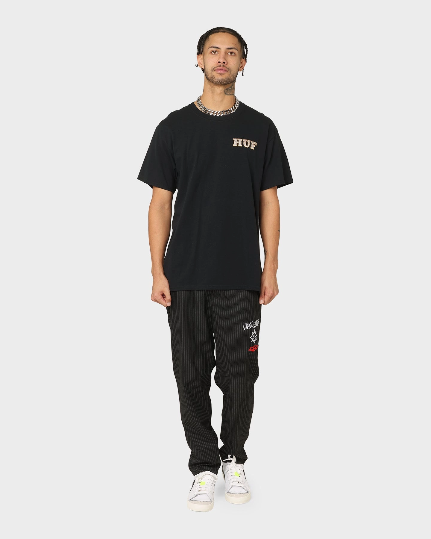 Raw Hem Finish HUF X Playboy VVS Logo T-Shirt Black