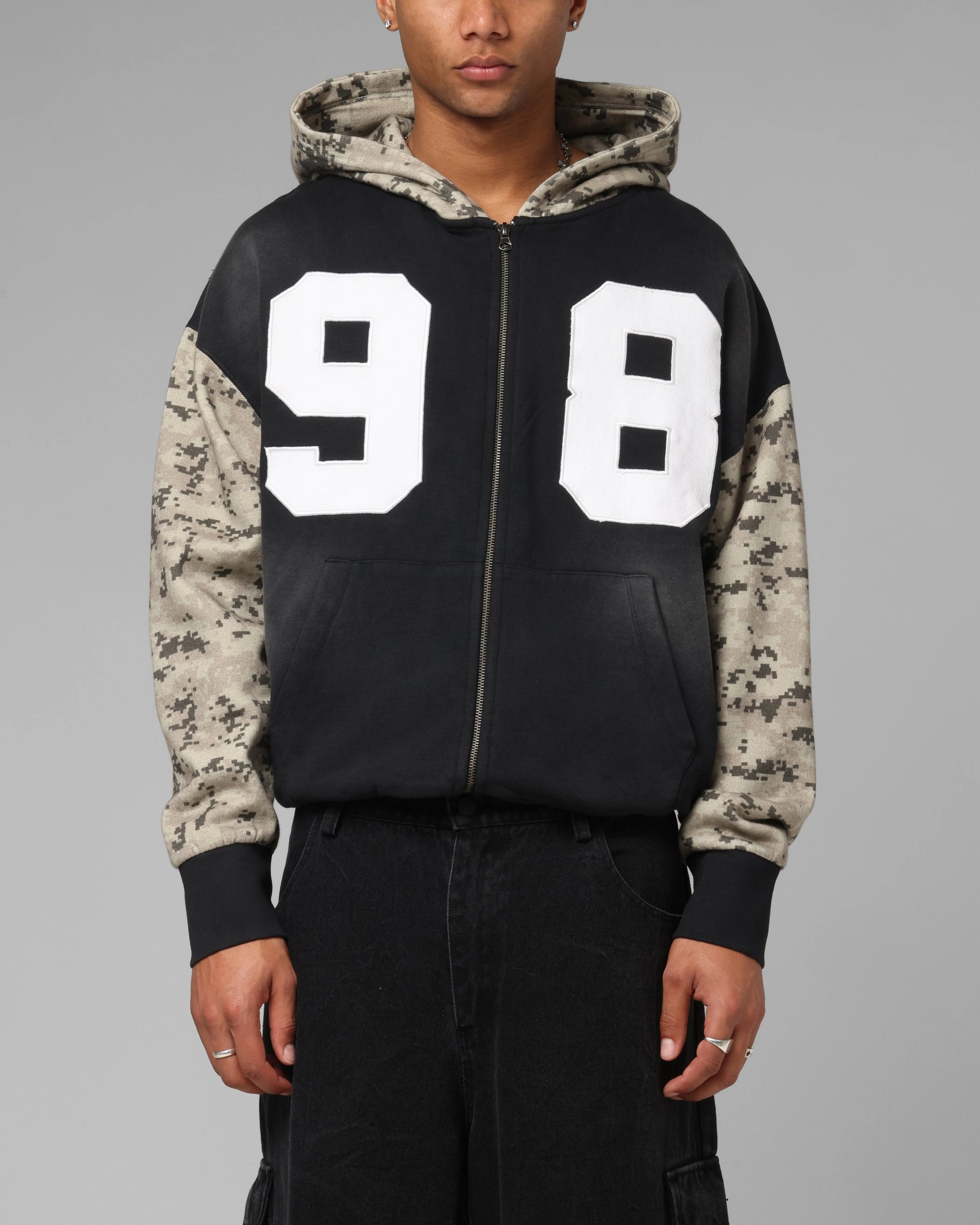Loiter Cosmos Hoodie Black/Camo train journey Core Style