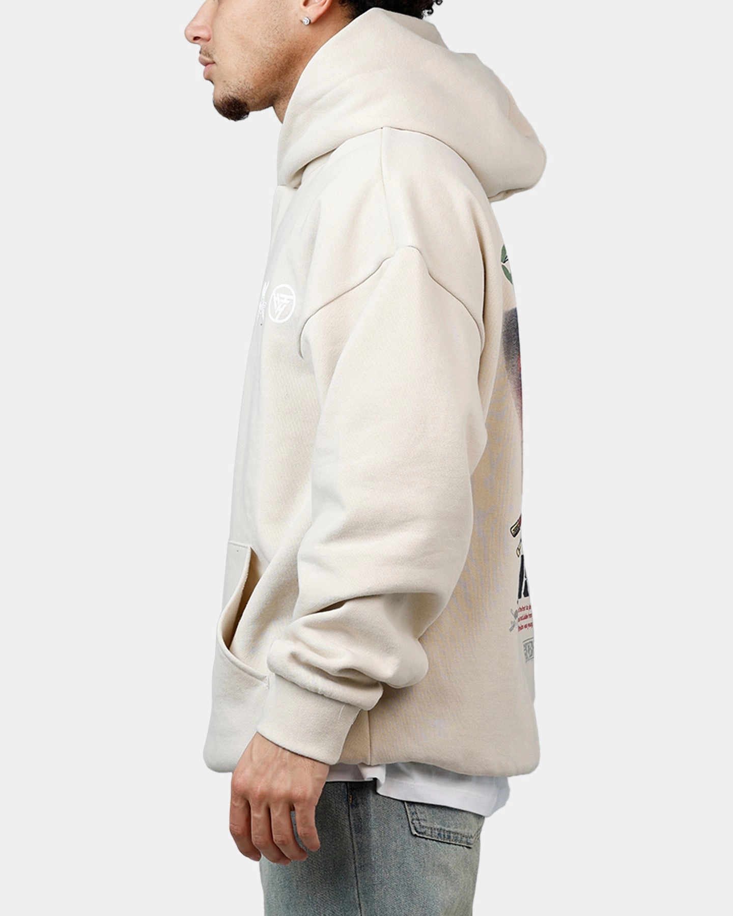 models Closet Hypland X One Piece Zoro Flame Hoodie Cream