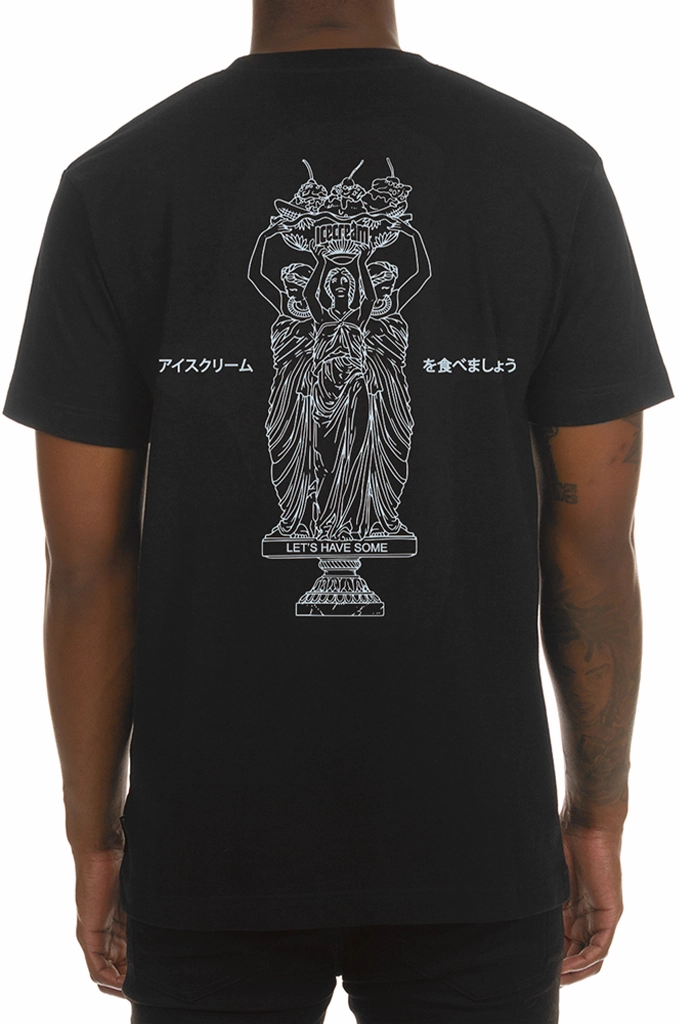 oversized but not shapeless Icecream Fountain SS Tee
