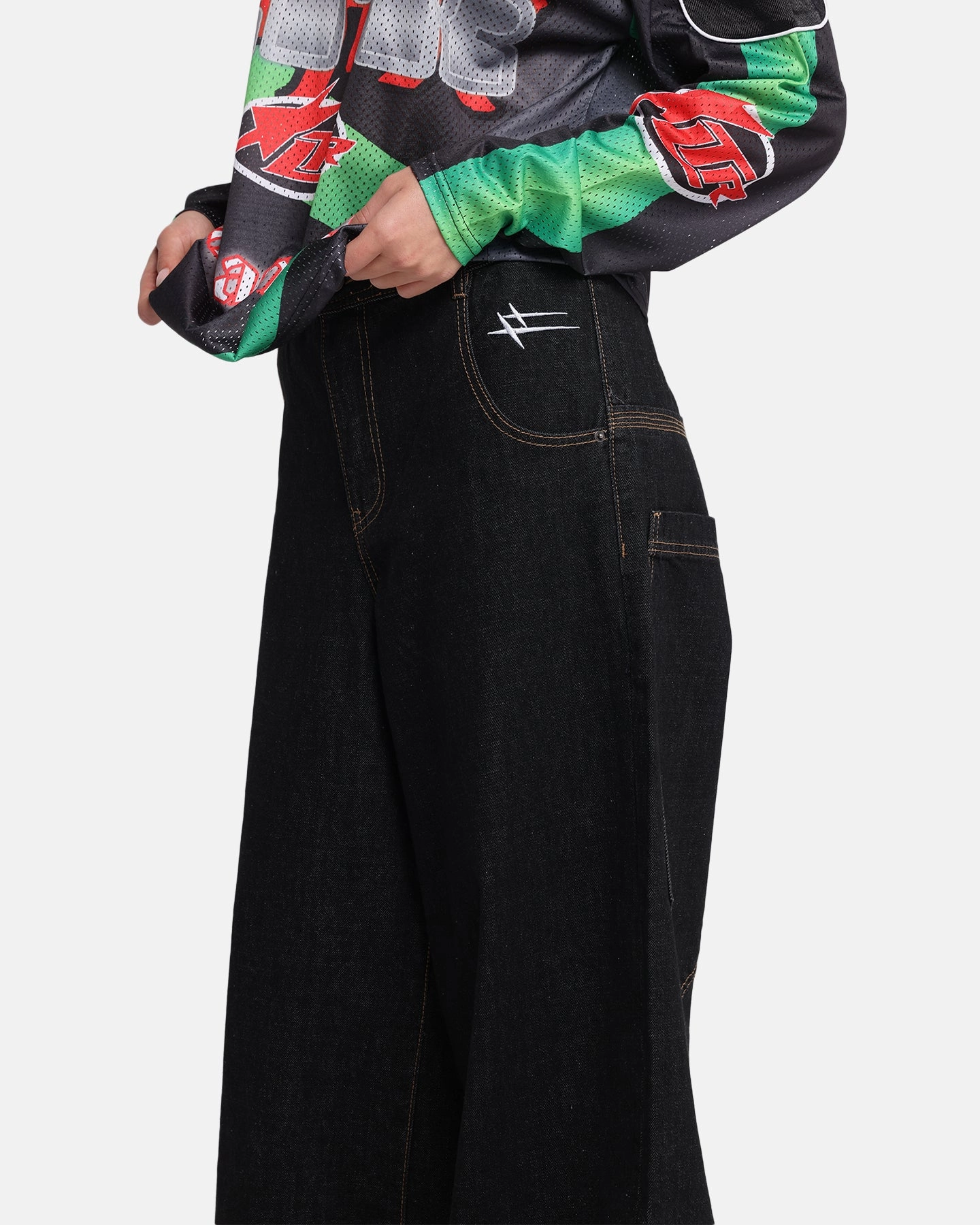 Softened Fabric Loiter Skate Jeans Black