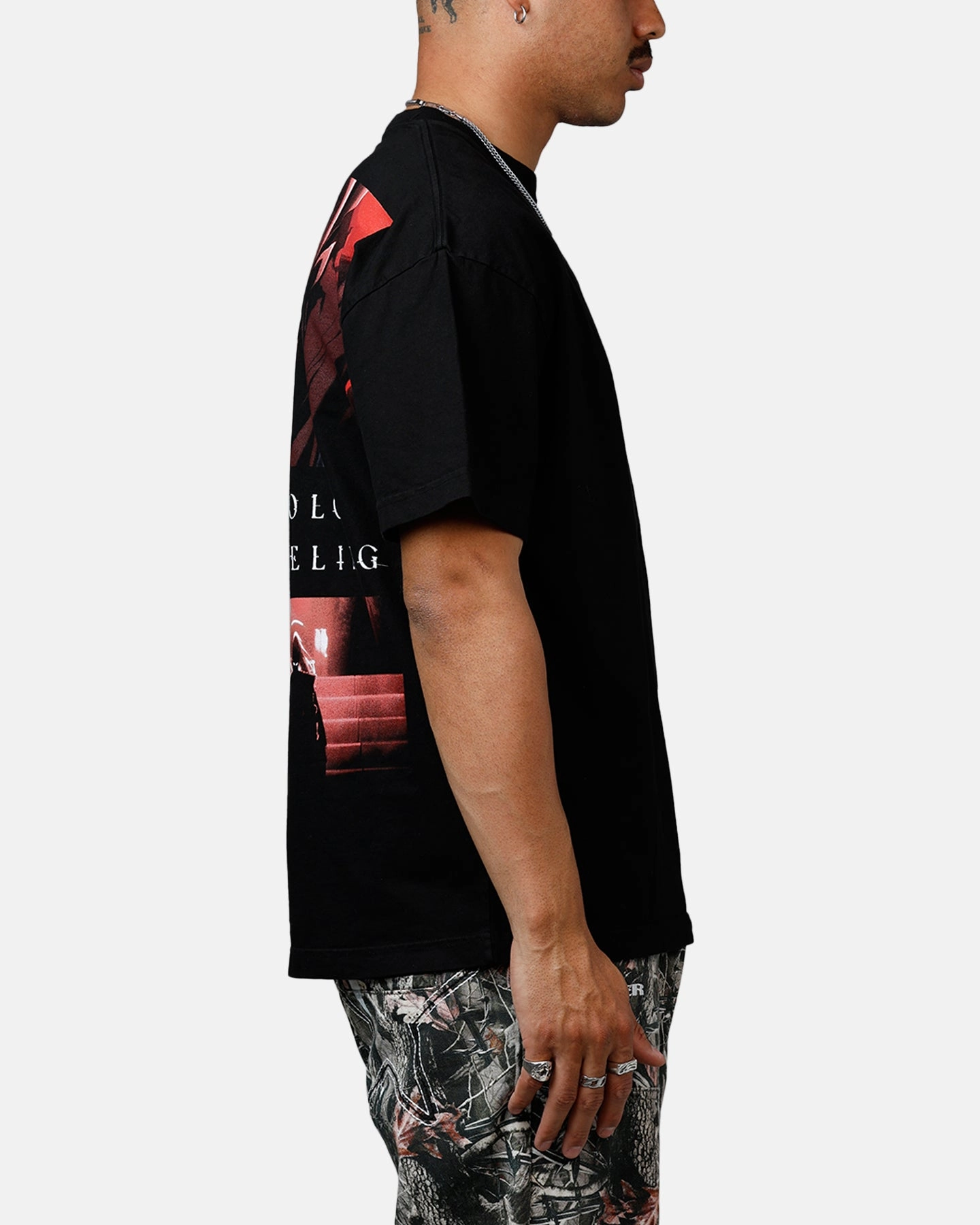 Goat Crew X Solo Leveling Igris T-Shirt Black SeamlessConstruction Modern Style Trend
