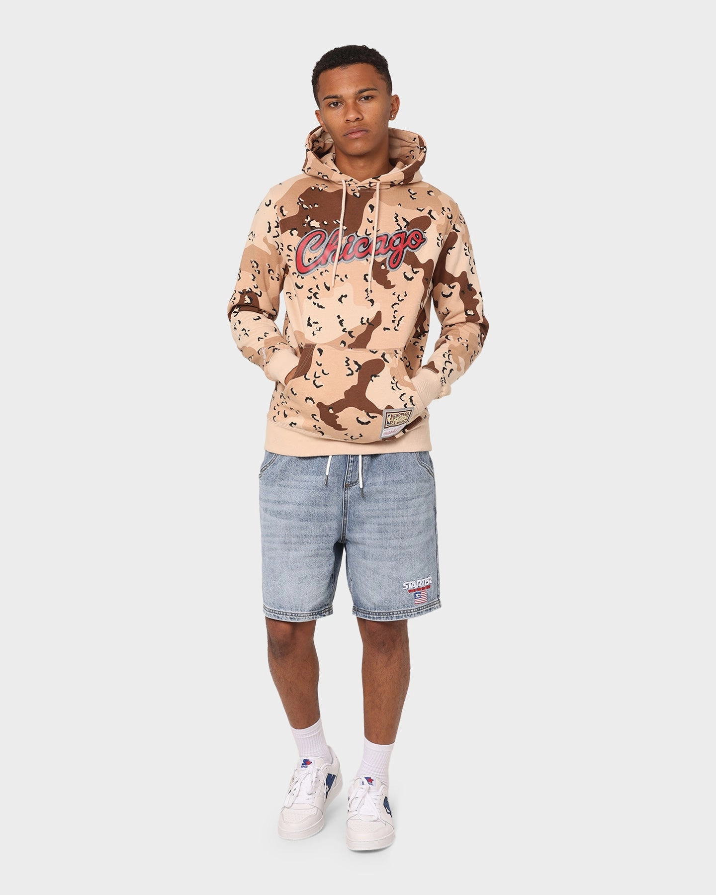 Mitchell & Ness Chicago Bulls Camo Reflective Hoodie Sand Camo scarf