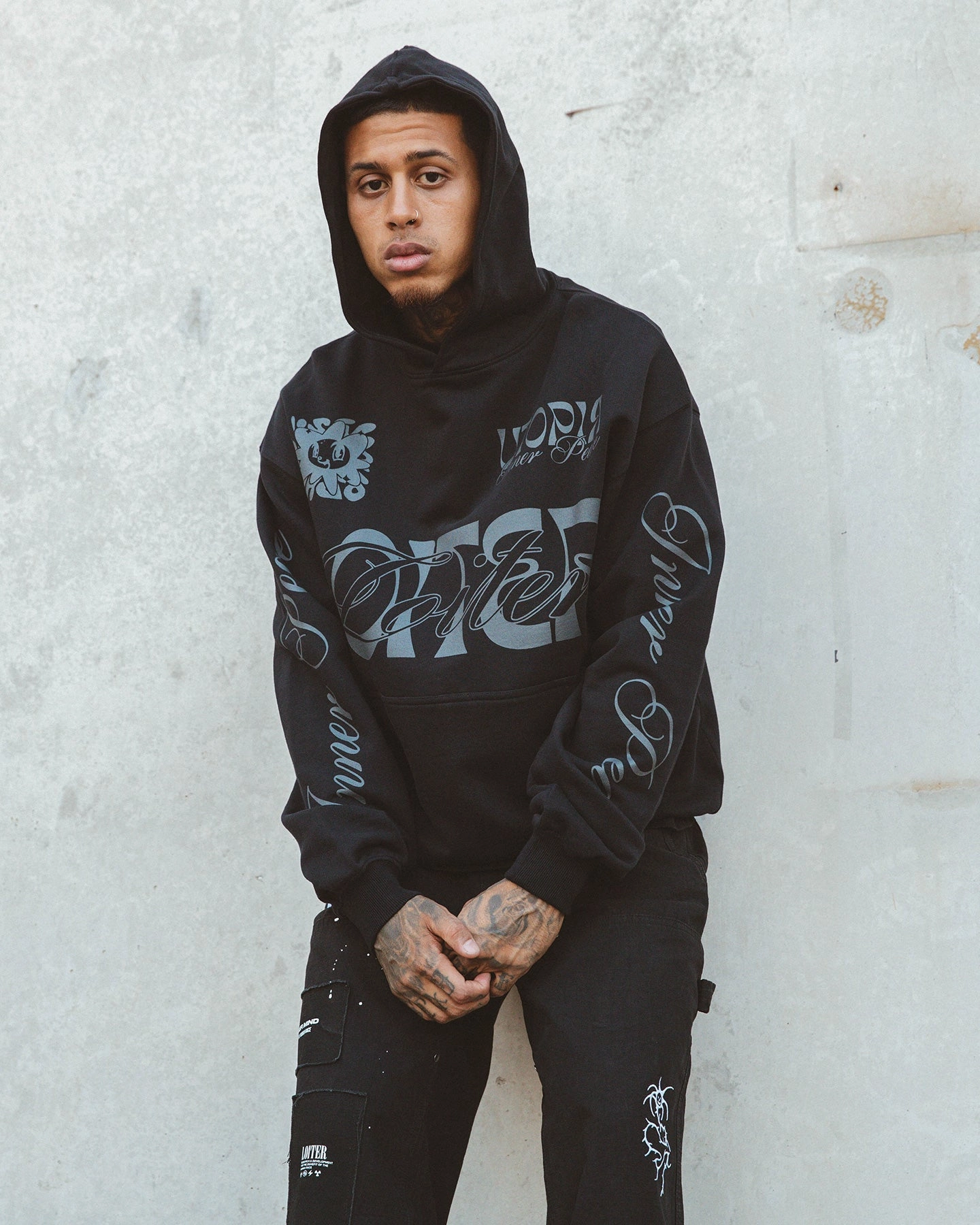 Loiter Inner Peace Hoodie Black Overcome windproof lining