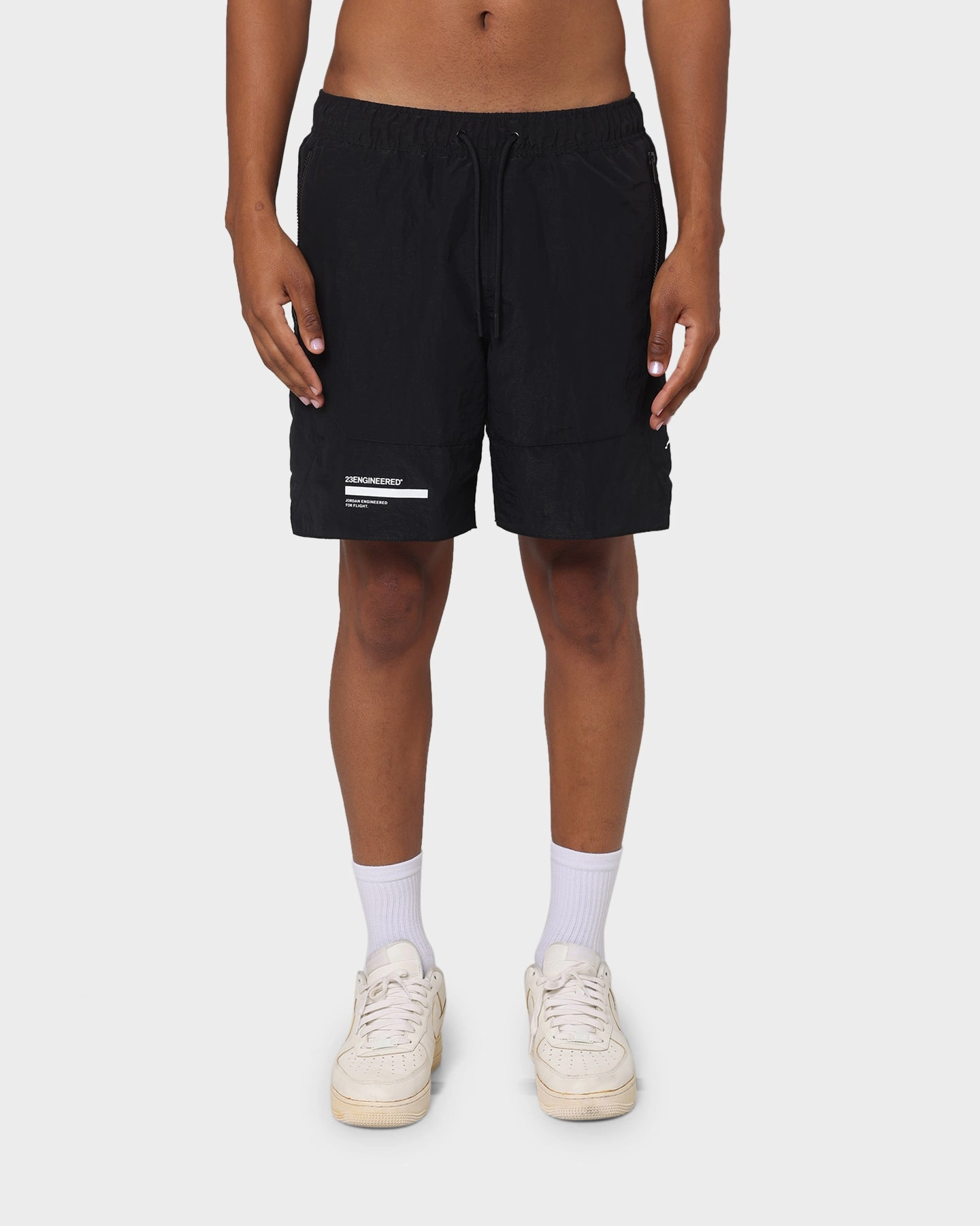 Jordan 23 Engineered Shorts Black/White rooftop party look