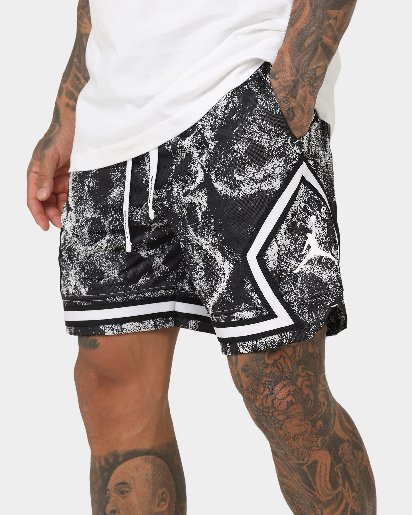 Smooth Texture Jordan Dri-FIT Sport Diamond Shorts White/Black