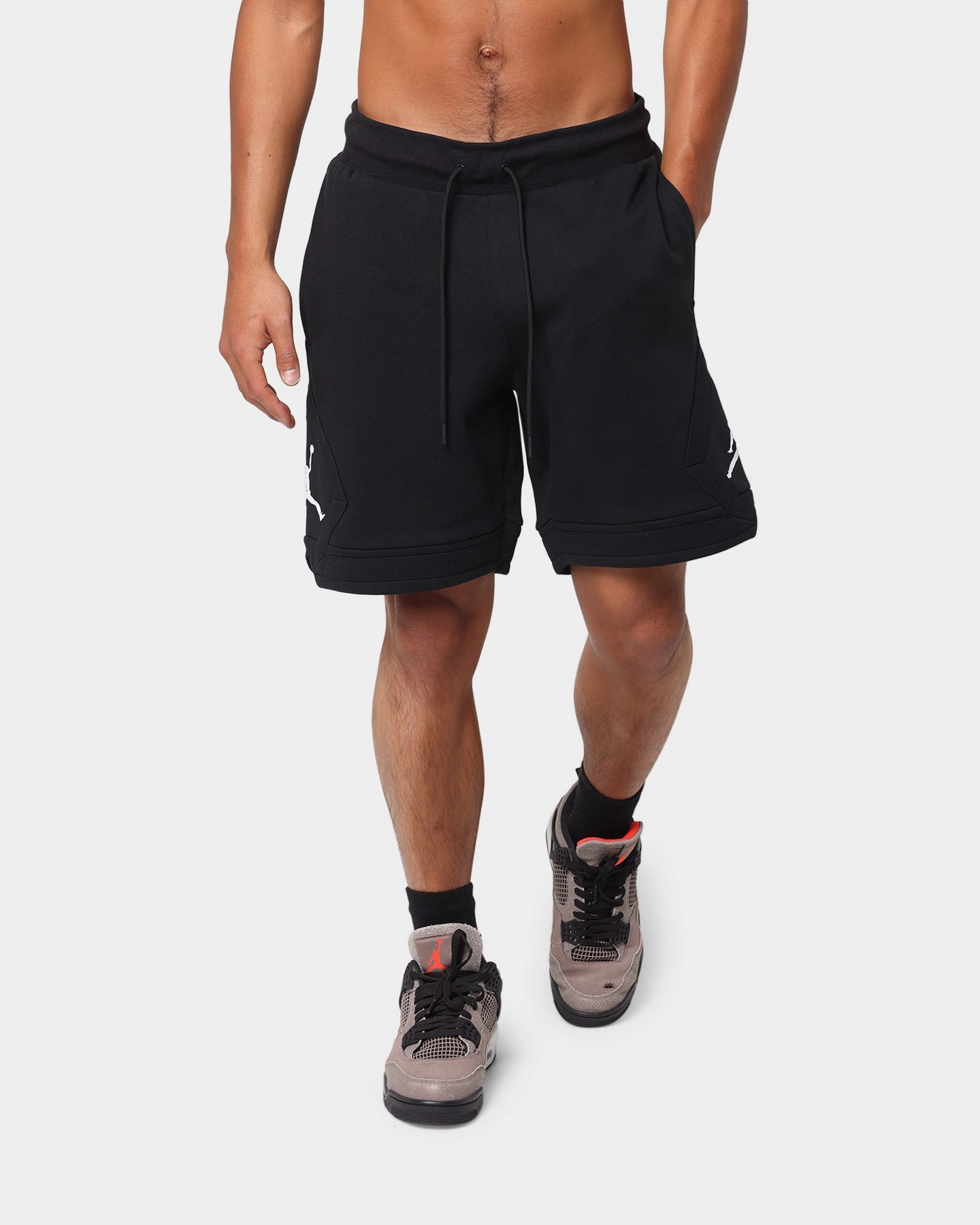poolside fashion Striped Pattern Jordan Essential Fleece Diamond Shorts Black/White