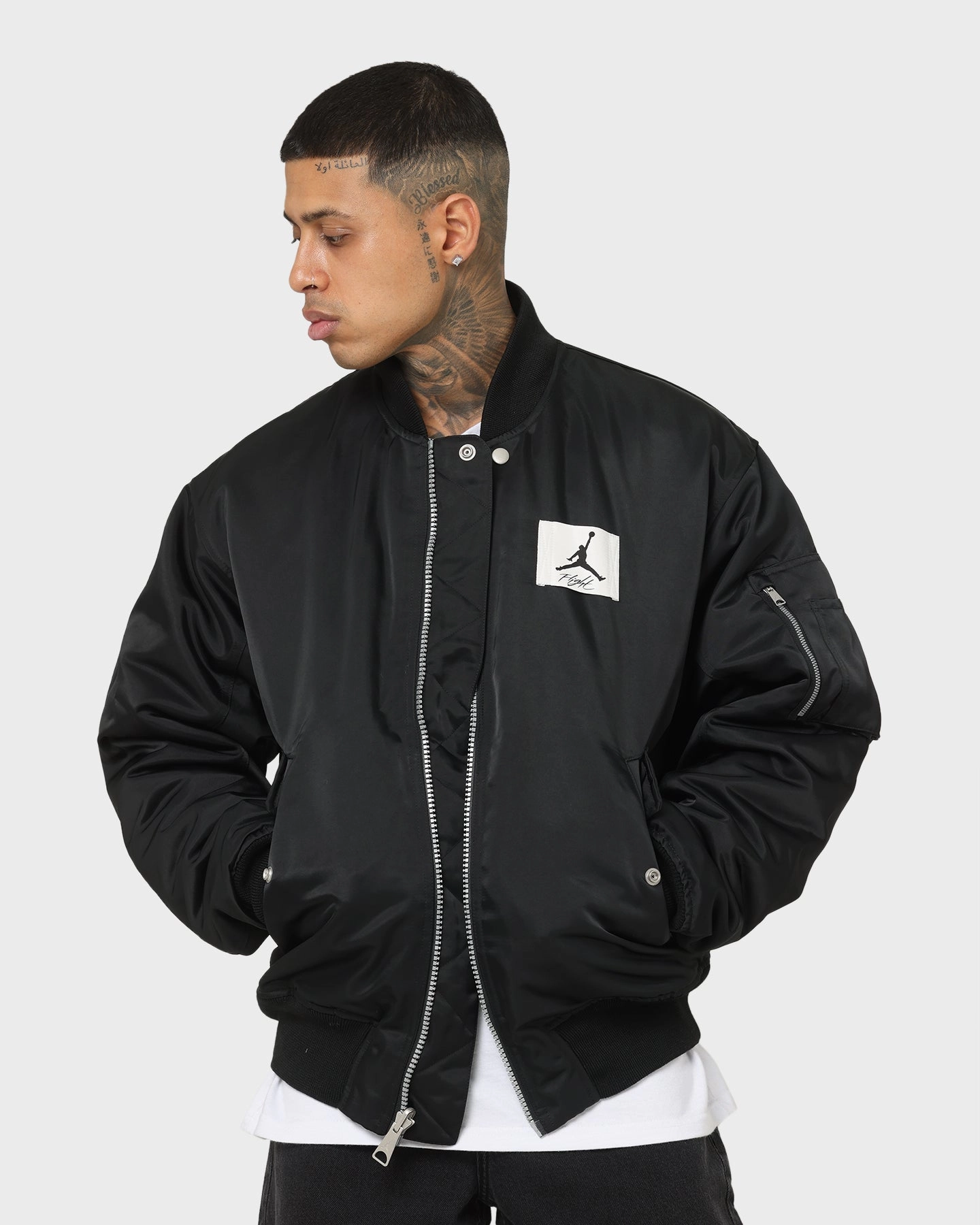 Jordan Essential Statement Renegade Jacket Black/Sail leggings