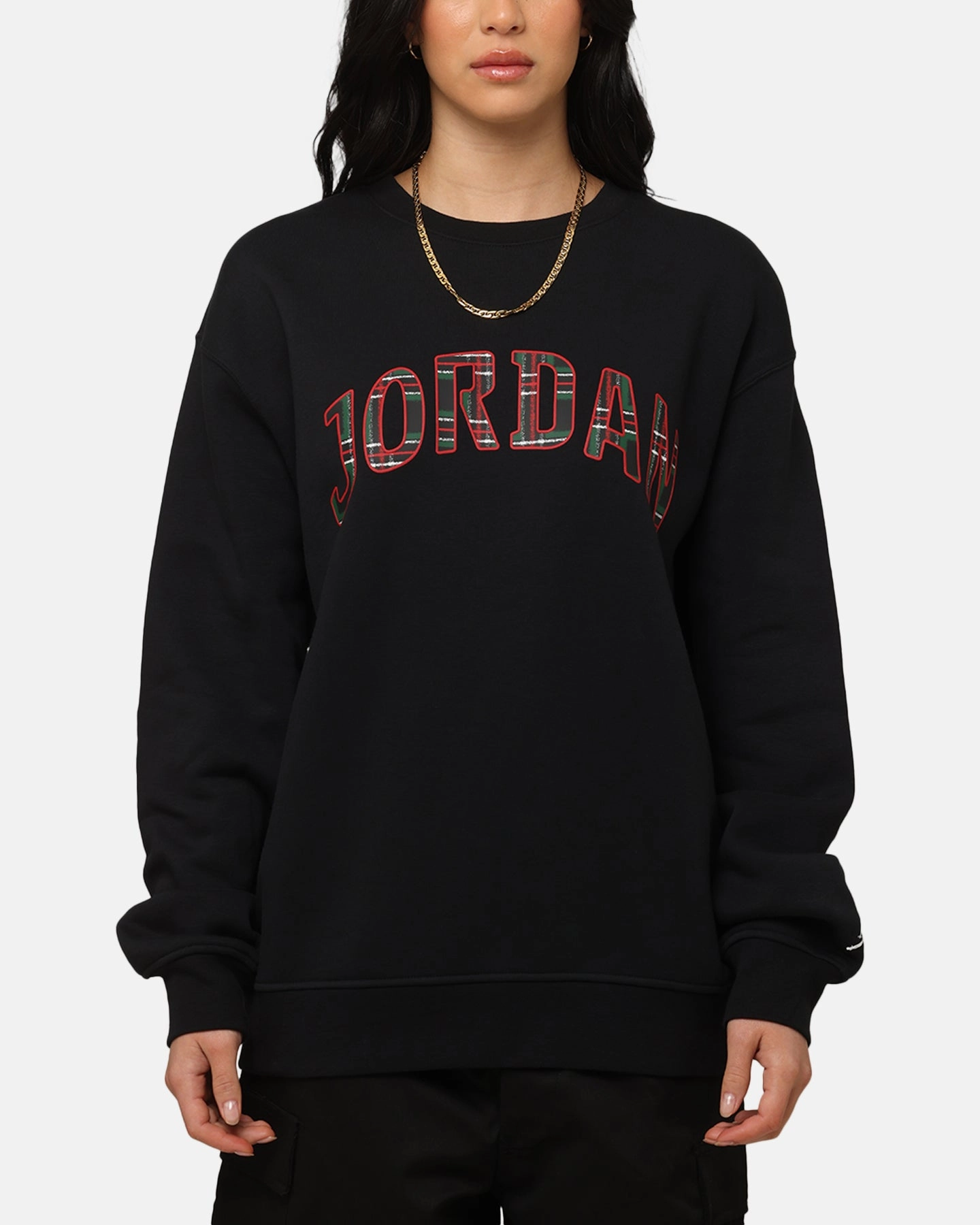 Multi pockets Jordan Essentials Holiday Fleece Crewneck Black/Sail