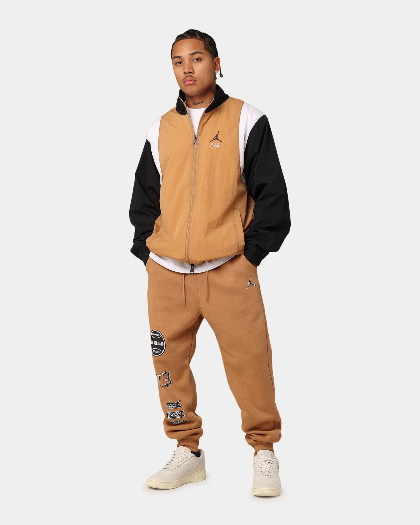 Bonded Shoulder Guards Jordan Essentials Jacket Dark Brown/White