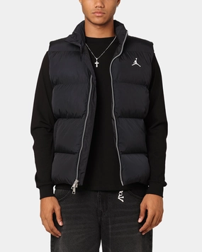 Jordan Essentials Statement Eco Vest Black/Sail investment piece