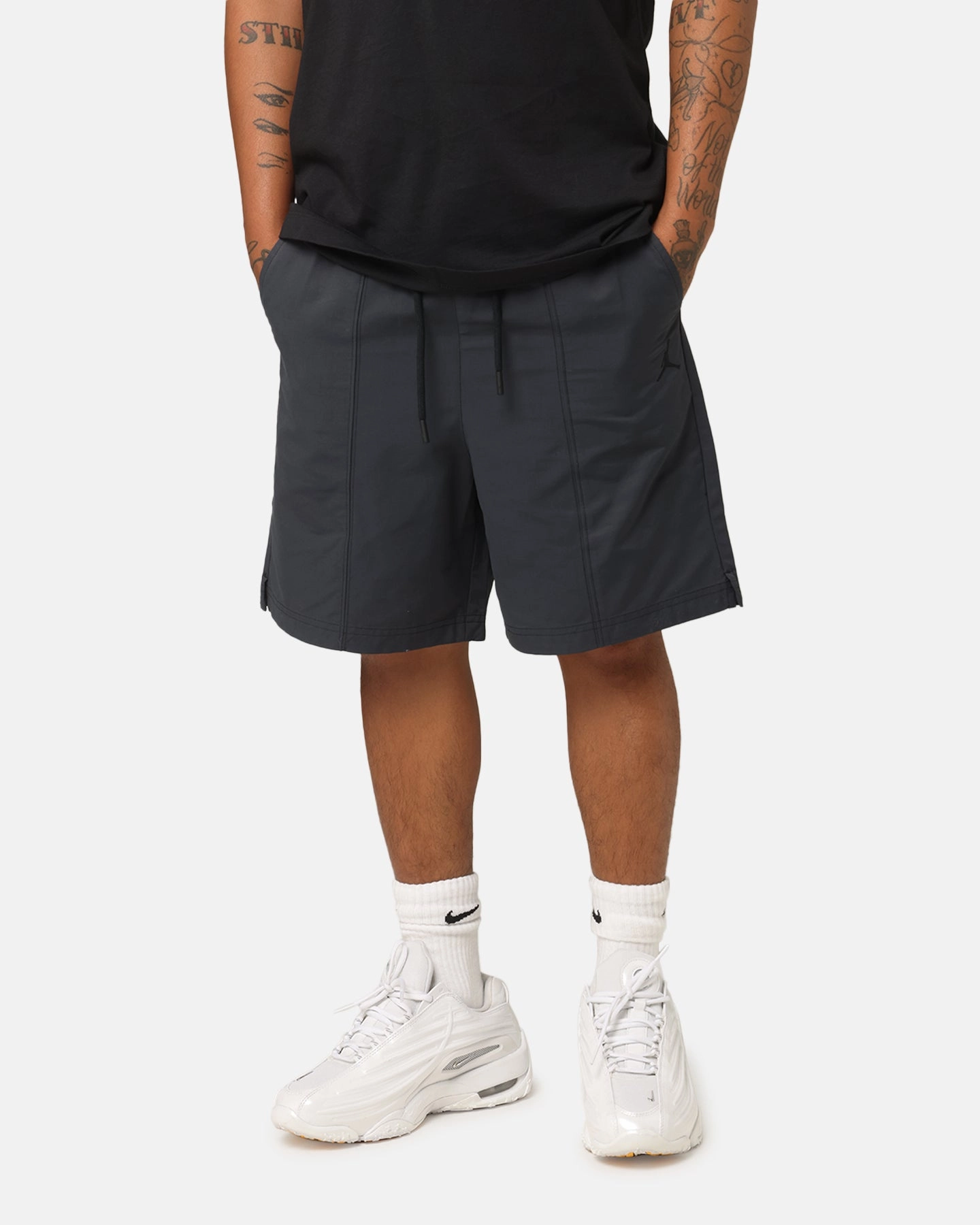 Jordan Essentials Woven Shorts Black/Black Ultra Lightweight Build